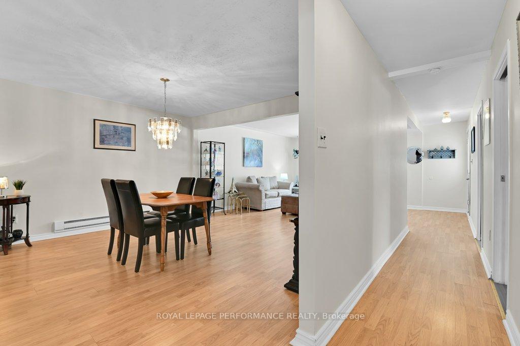 Photo 8 of 131 Sunning Hills Crescent, Ottawa, Constance Bay — HOMEH