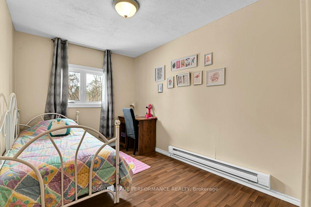 Photo 10 of 131 Sunning Hills Crescent, Ottawa, Constance Bay — HOMEH