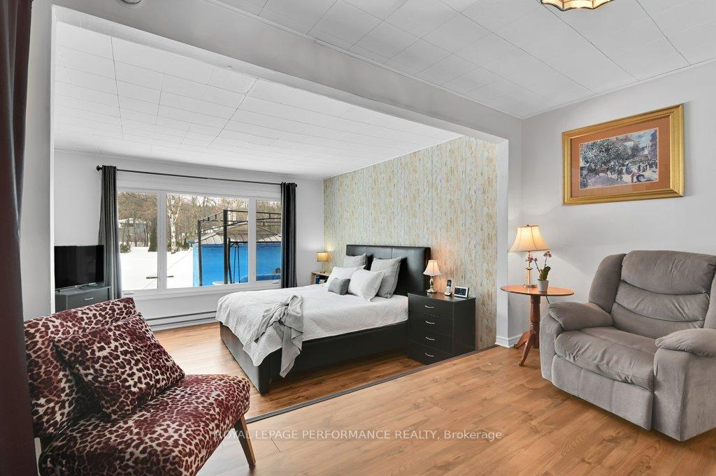 Photo 14 of 131 Sunning Hills Crescent, Ottawa, Constance Bay — HOMEH