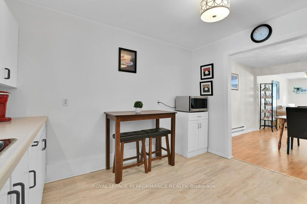 Photo 19 of 131 Sunning Hills Crescent, Ottawa, Constance Bay — HOMEH