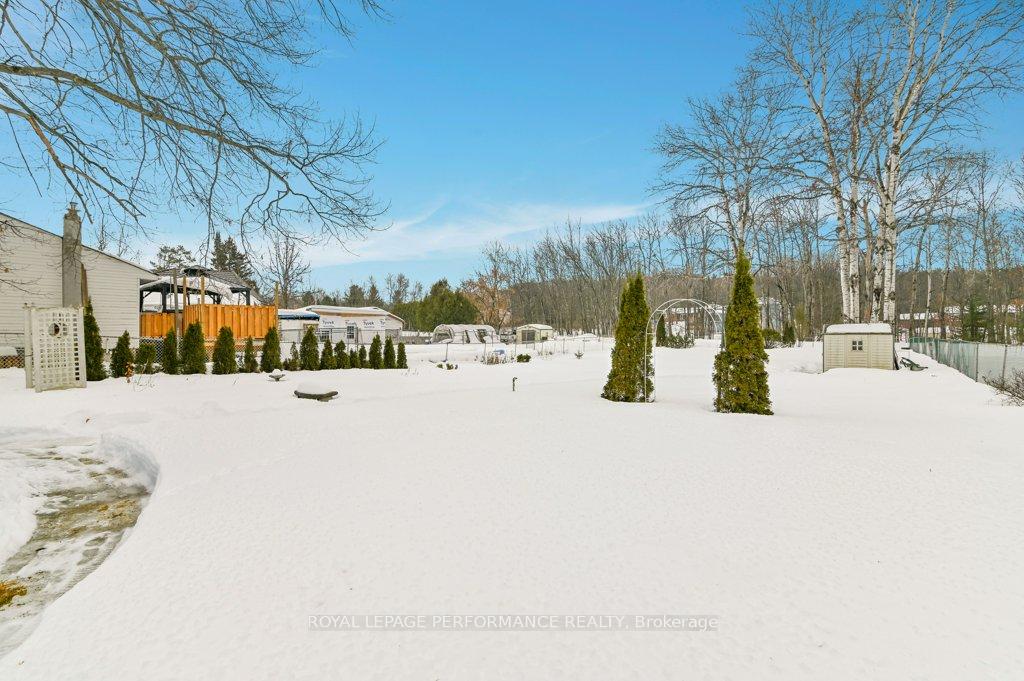 Photo 30 of 131 Sunning Hills Crescent, Ottawa, Constance Bay — HOMEH