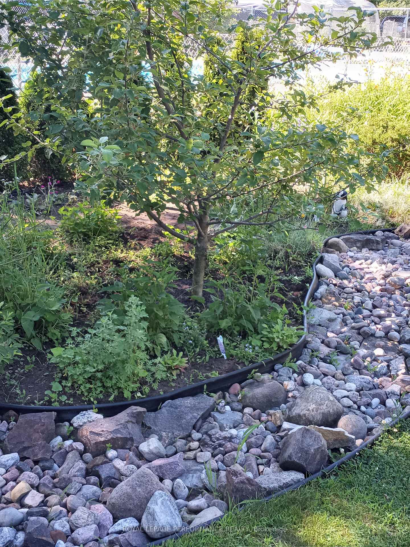 Photo 34 of 131 Sunning Hills Crescent, Ottawa, Constance Bay — HOMEH