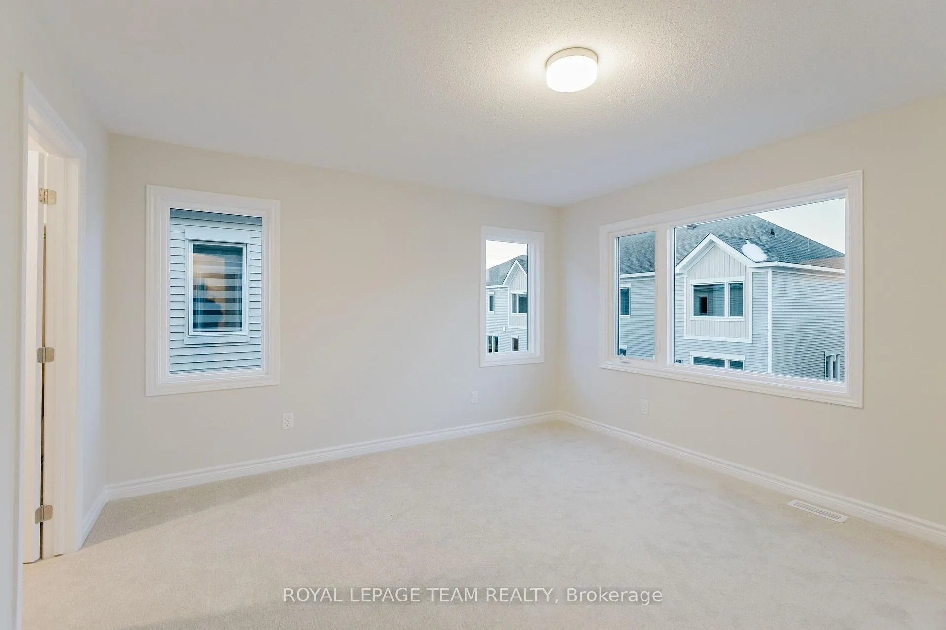 Photo 15 of 180 Ryan Reynolds Way, Ottawa, Avalon West — HOMEH
