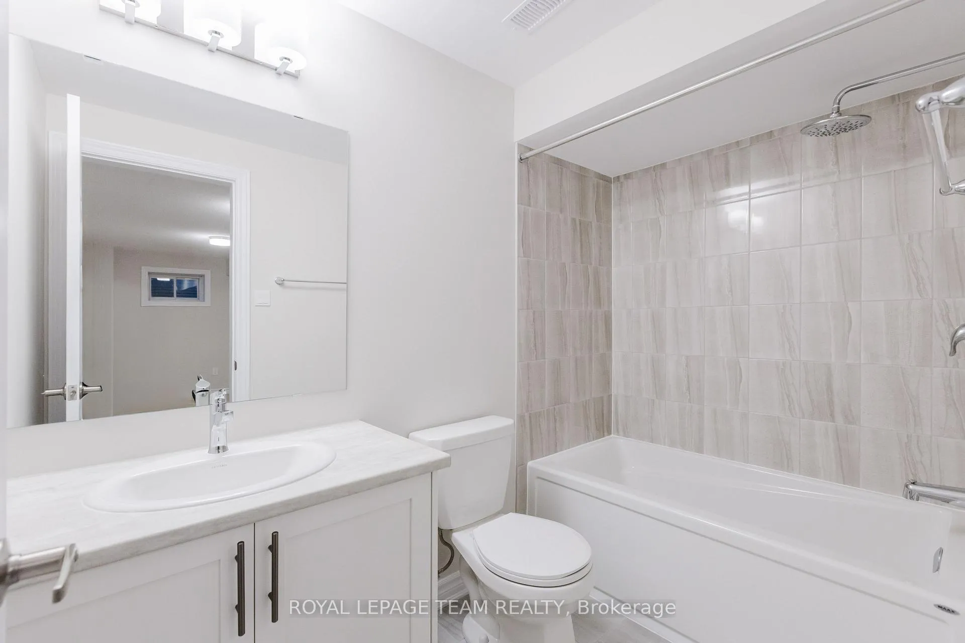 Photo 28 of 180 Ryan Reynolds Way, Ottawa, Avalon West — HOMEH
