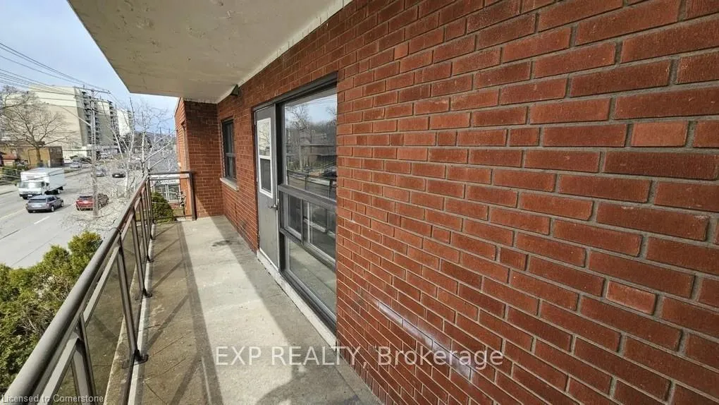 Photo 9 of Unit 6, 2205 King Street E, Hamilton, Glenview — HOMEH