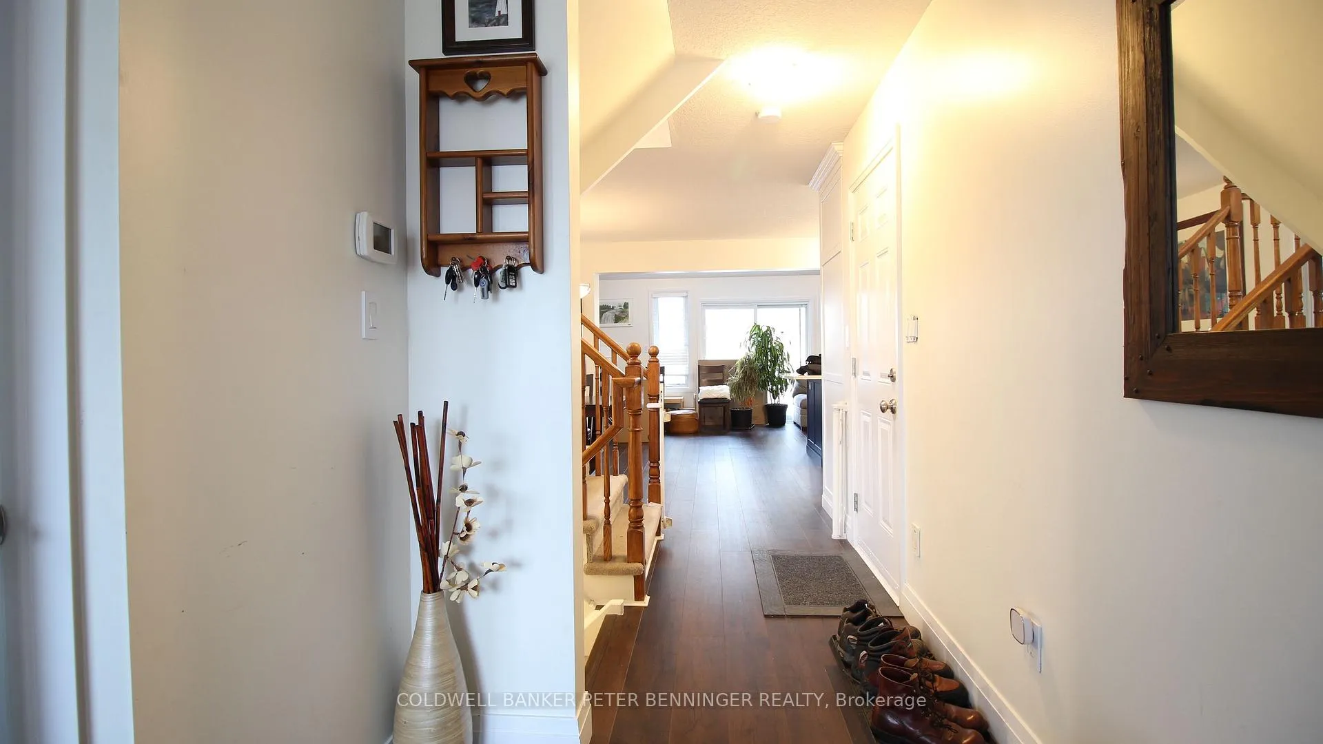 Photo 5 of Unit A, 410 Tealby Crescent, Waterloo — HOMEH