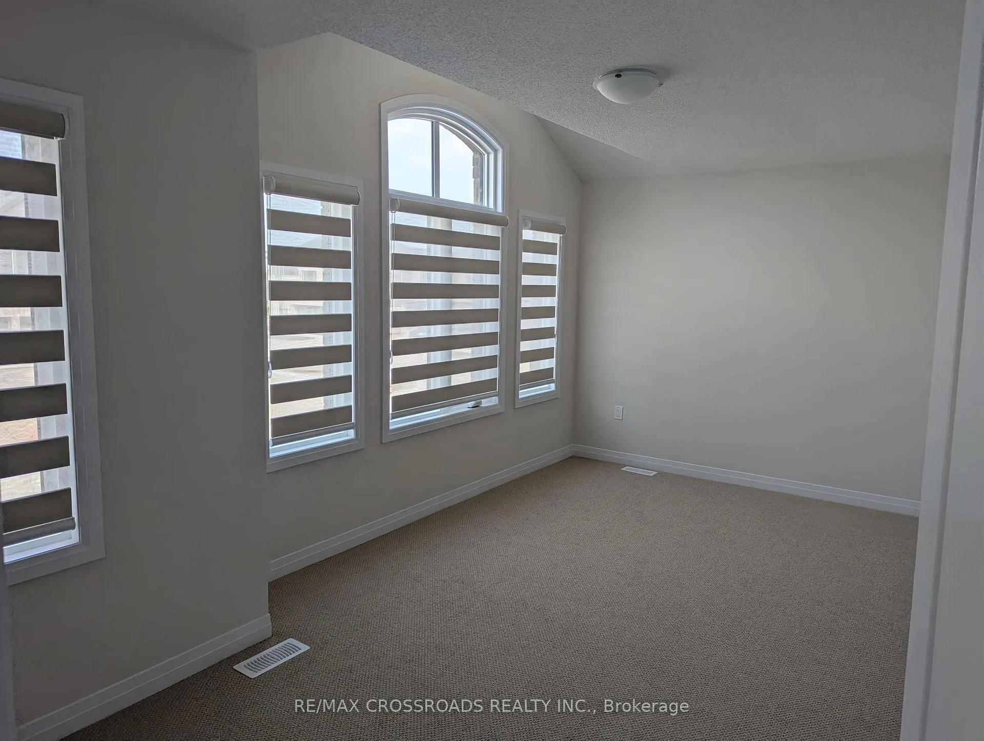 Photo 16 of 101 Gibson Drive, Erin — HOMEH