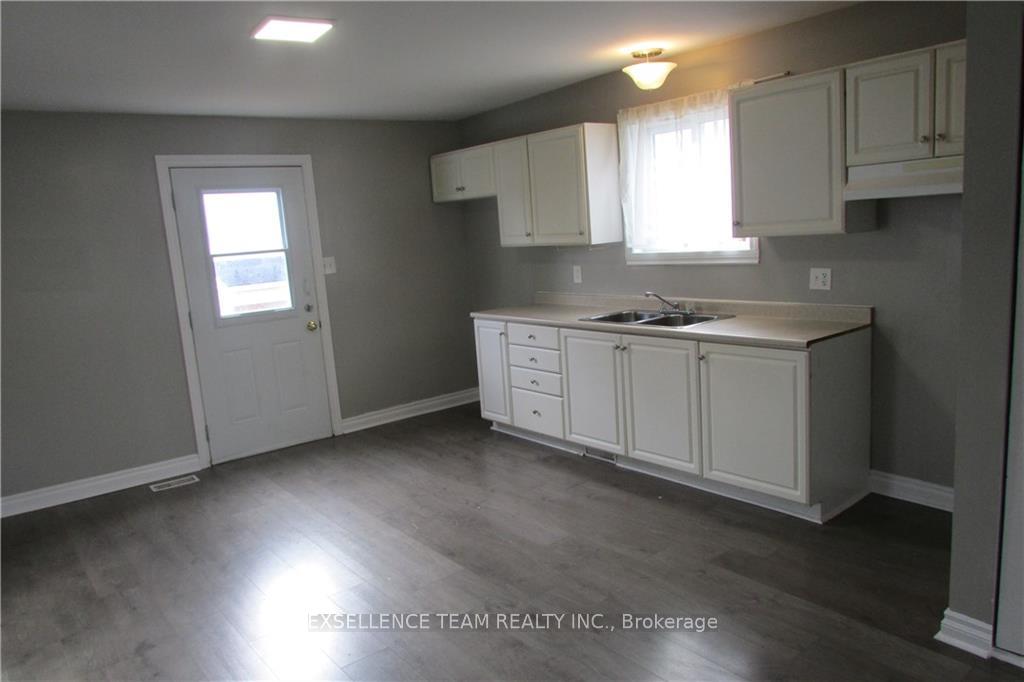 Photo 5 of 408 Seventh Street E, Cornwall — HOMEH