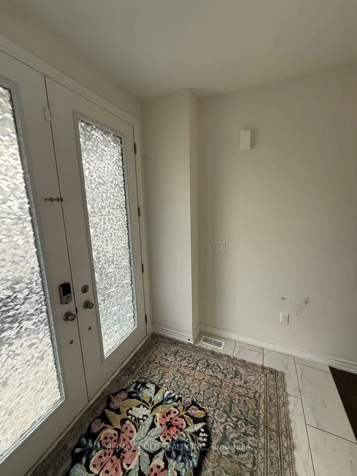 Photo 3 of 55 Calabria Drive, Caledon, Rural Caledon — HOMEH