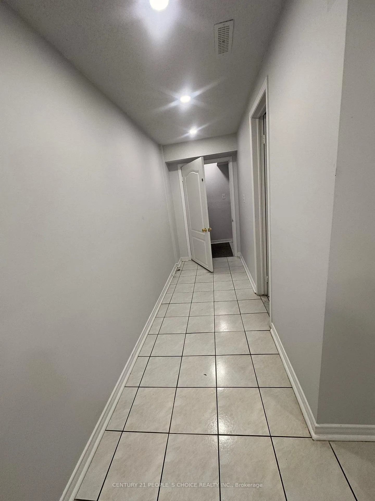 Front of Unit Bsmt #2, 3 Chapparal Drive