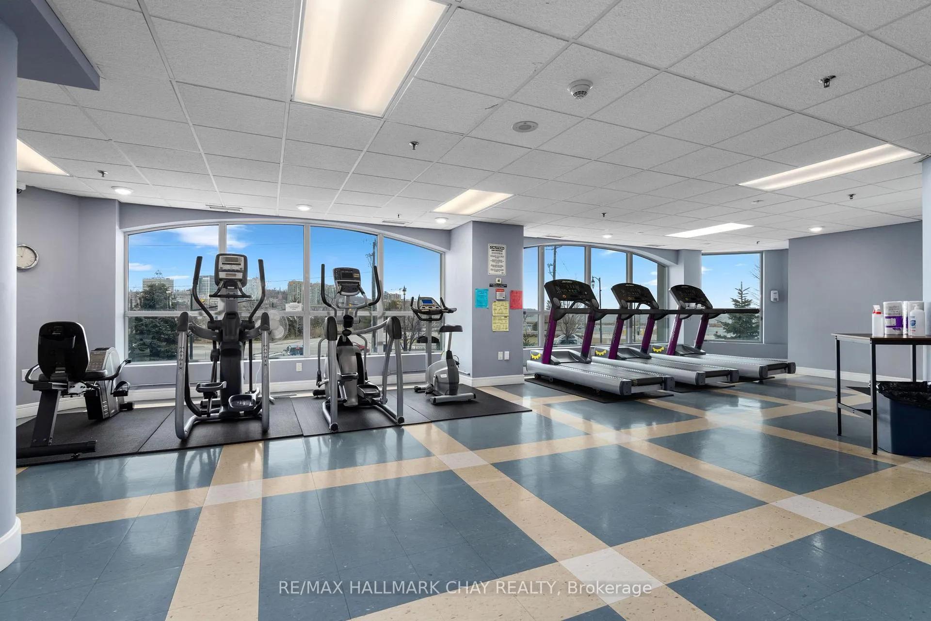 Photo 22 of Unit 1108, 2 Toronto Street, Barrie, Lakeshore — HOMEH