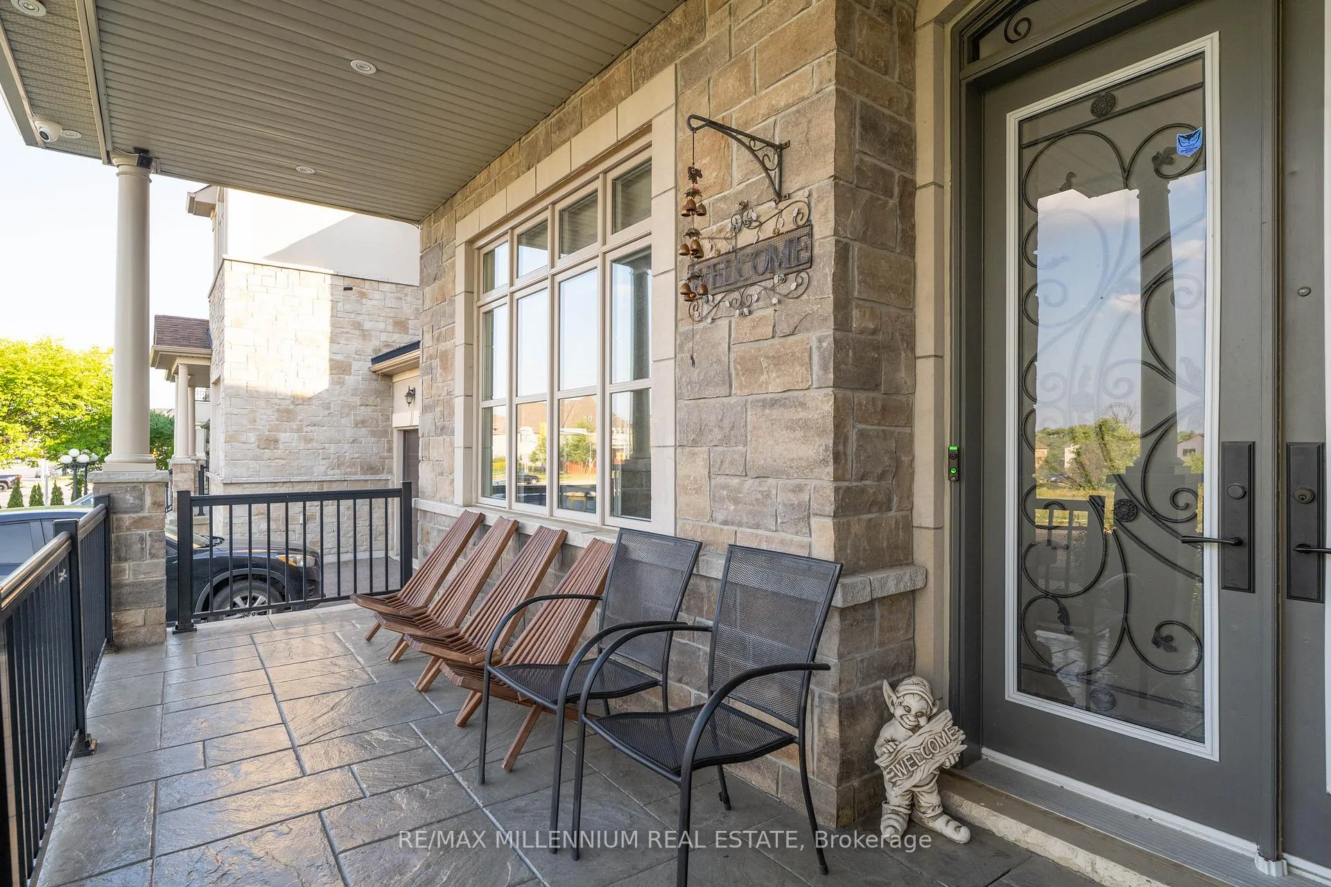 Photo 7 of 6 Landscape Drive, Brampton, Vales of Castlemore North — HOMEH