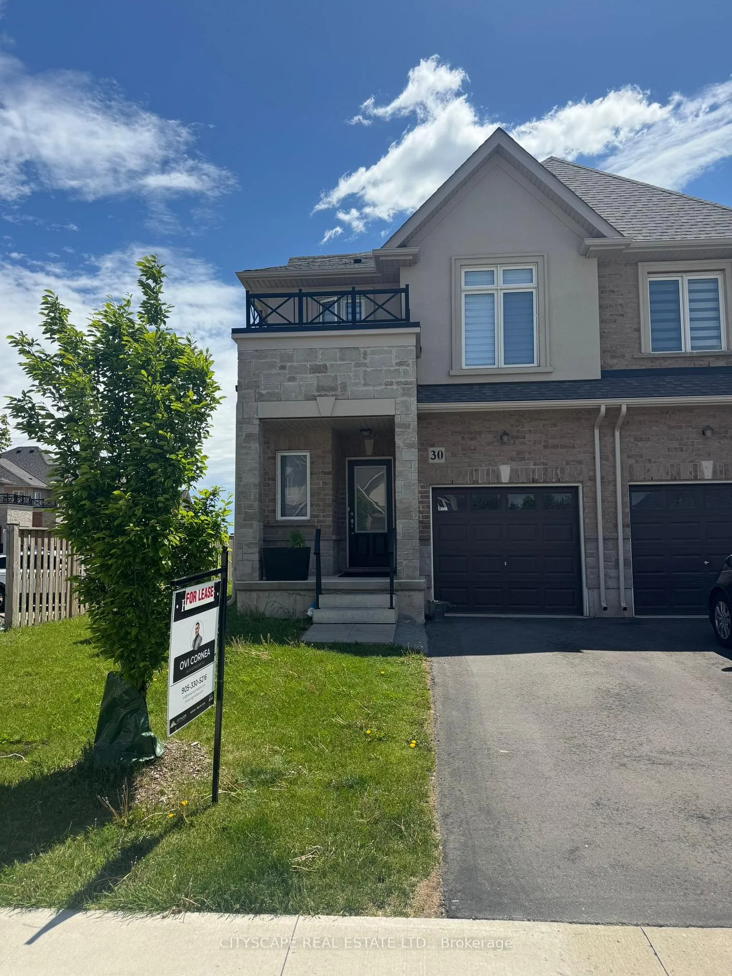 Photo 2 of 30 Foothills Lane, Hamilton, Stoney Creek — HOMEH