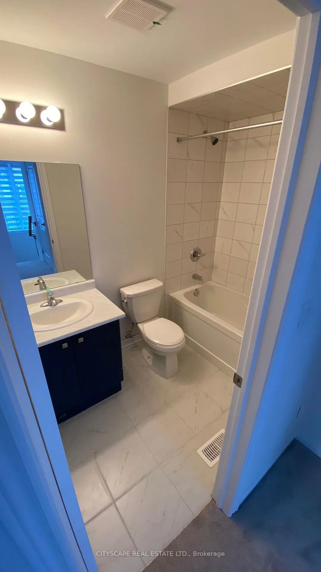 Photo 19 of 30 Foothills Lane, Hamilton, Stoney Creek — HOMEH