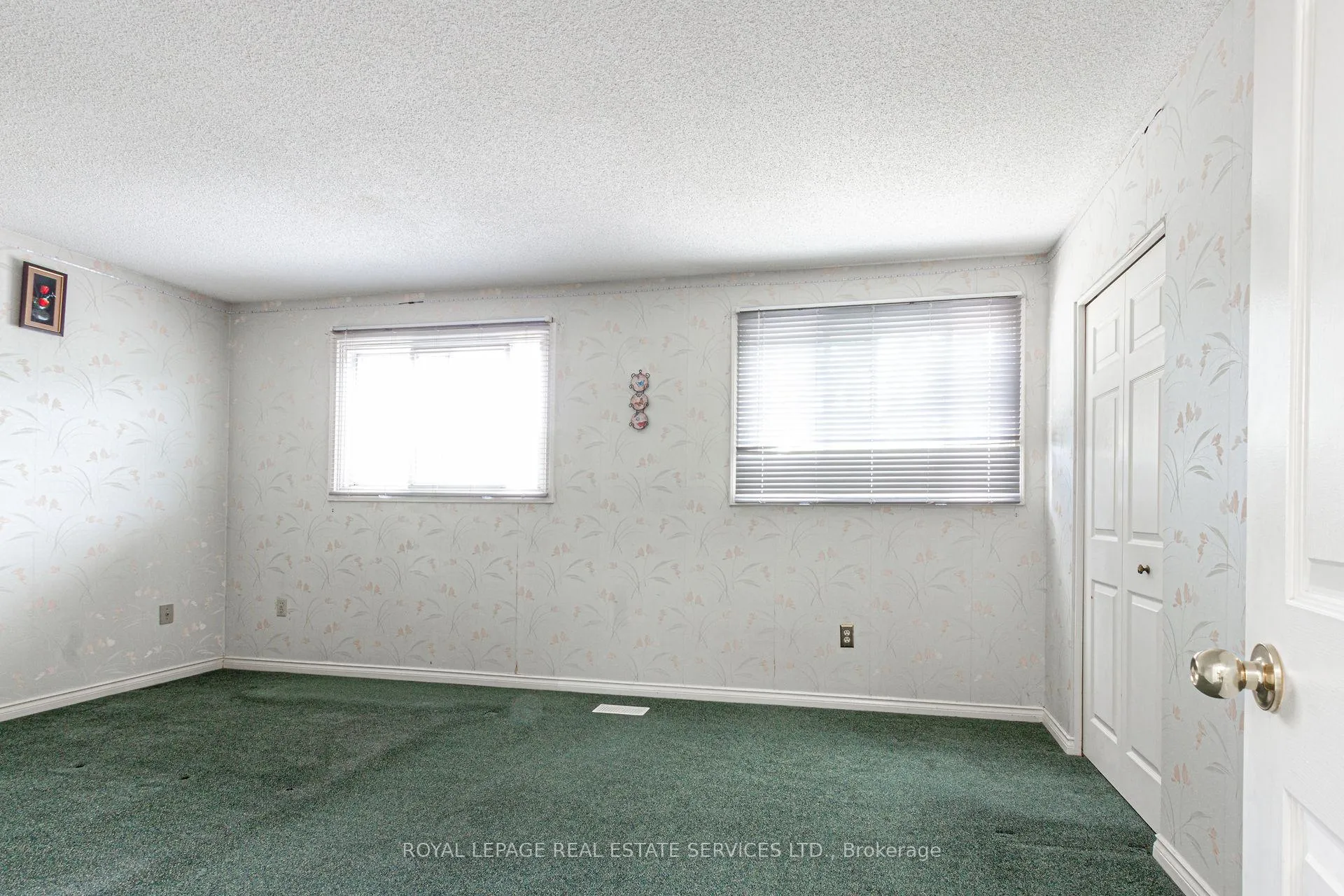Photo 28 of 111 Strawberry Drive, Hamilton, Riverdale — HOMEH