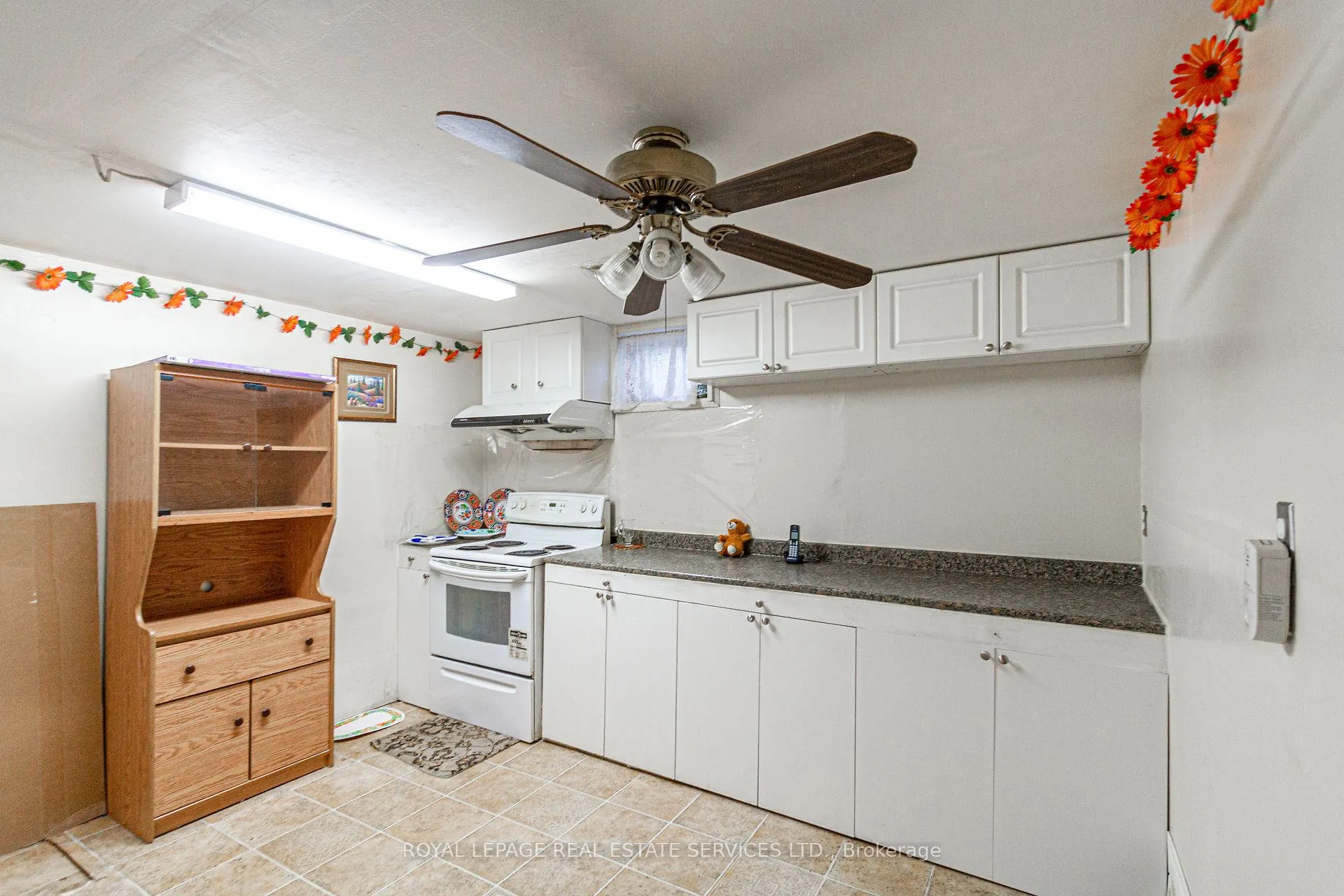 Photo 40 of 111 Strawberry Drive, Hamilton, Riverdale — HOMEH