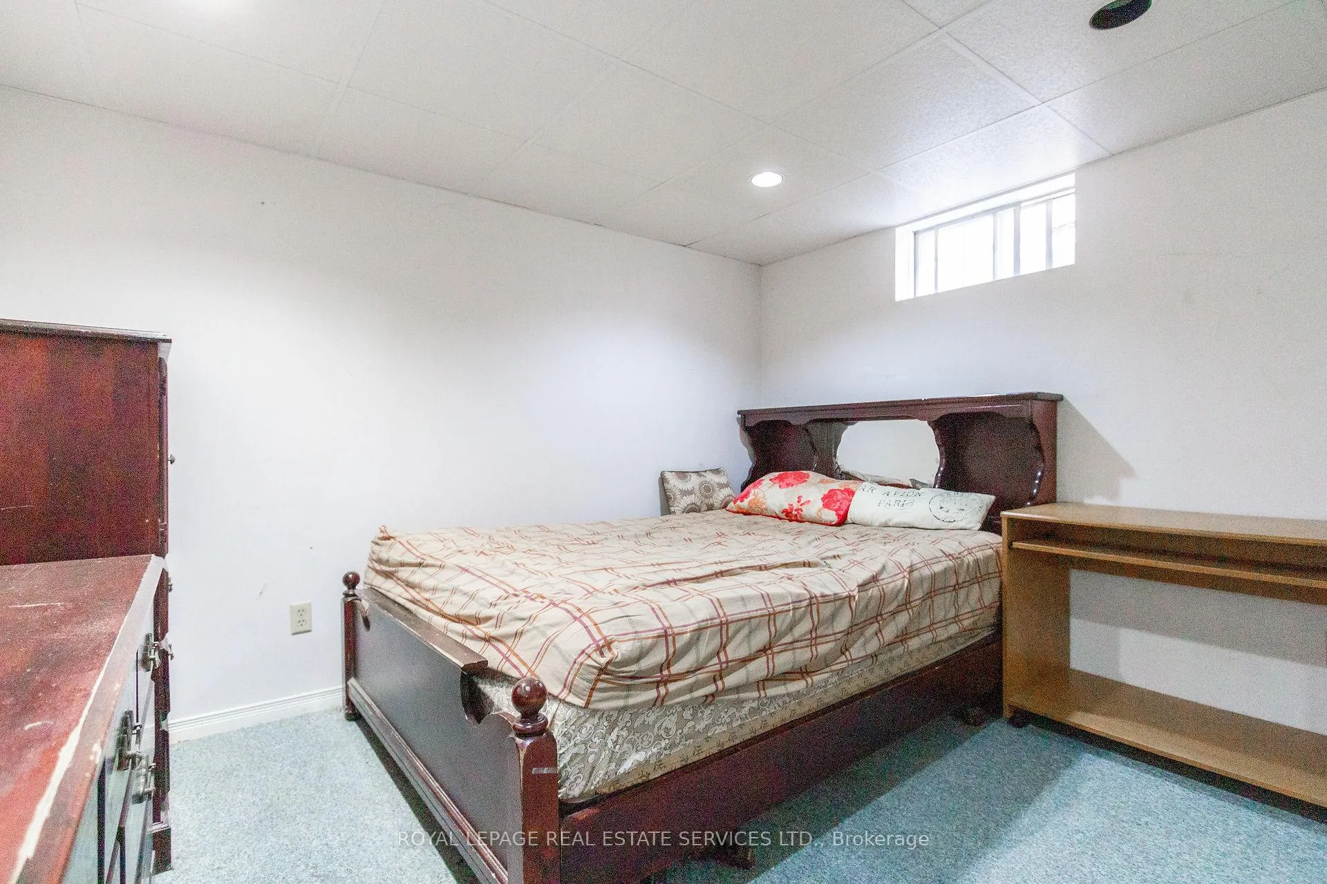 Photo 42 of 111 Strawberry Drive, Hamilton, Riverdale — HOMEH
