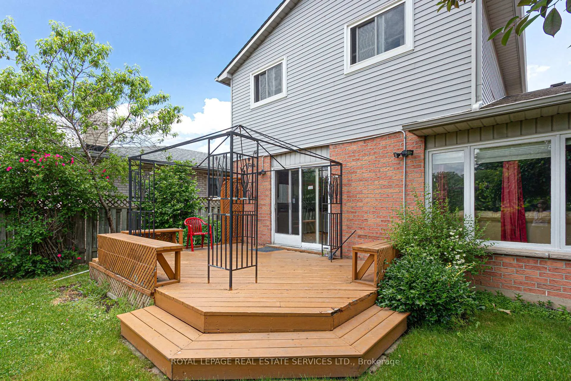 Photo 47 of 111 Strawberry Drive, Hamilton, Riverdale — HOMEH