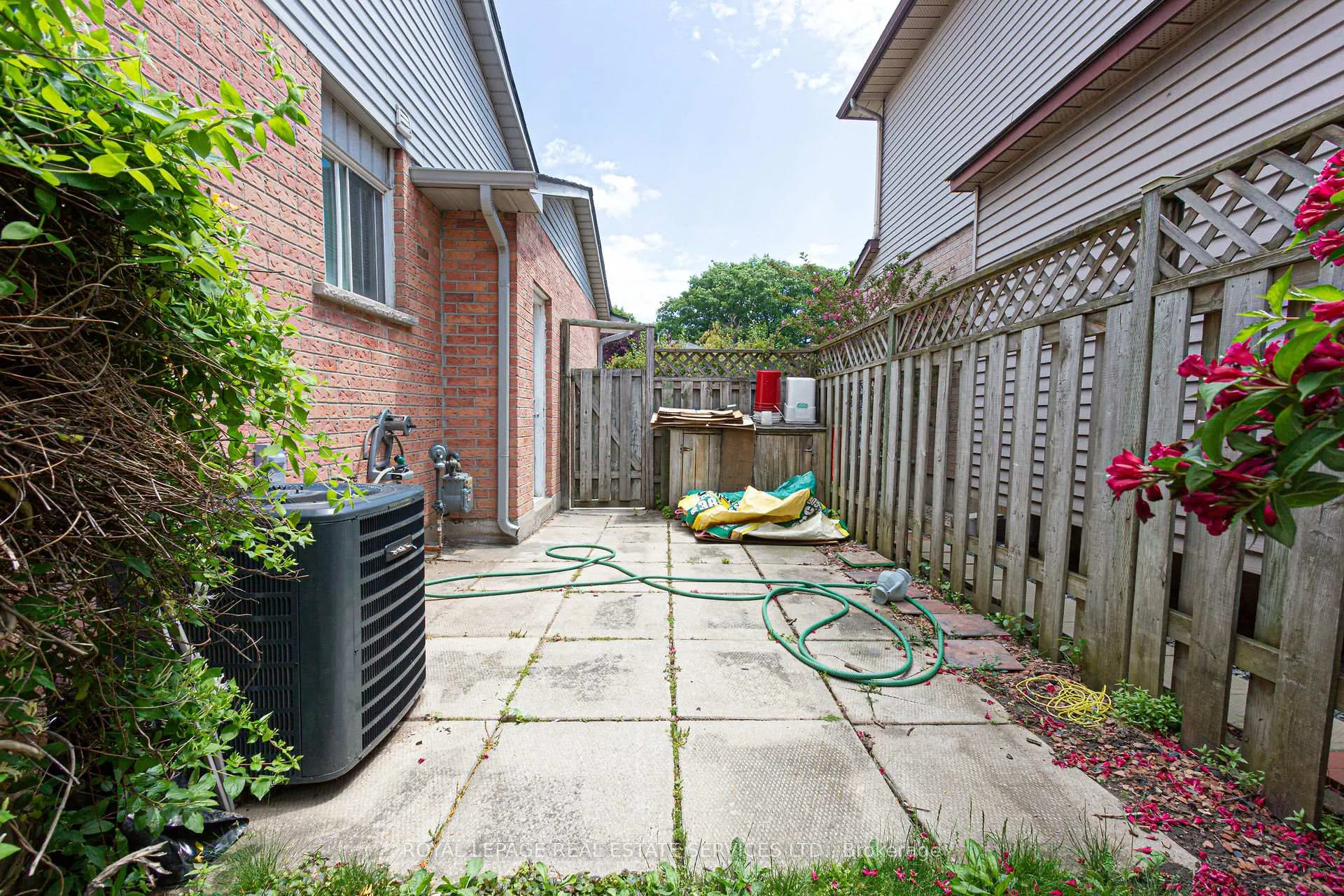 Photo 49 of 111 Strawberry Drive, Hamilton, Riverdale — HOMEH