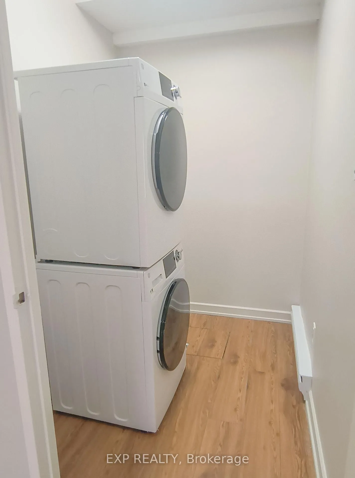 Photo 20 of Unit 3, 981 Gulf Place, Ottawa, Overbrook/Castle Heights — HOMEH