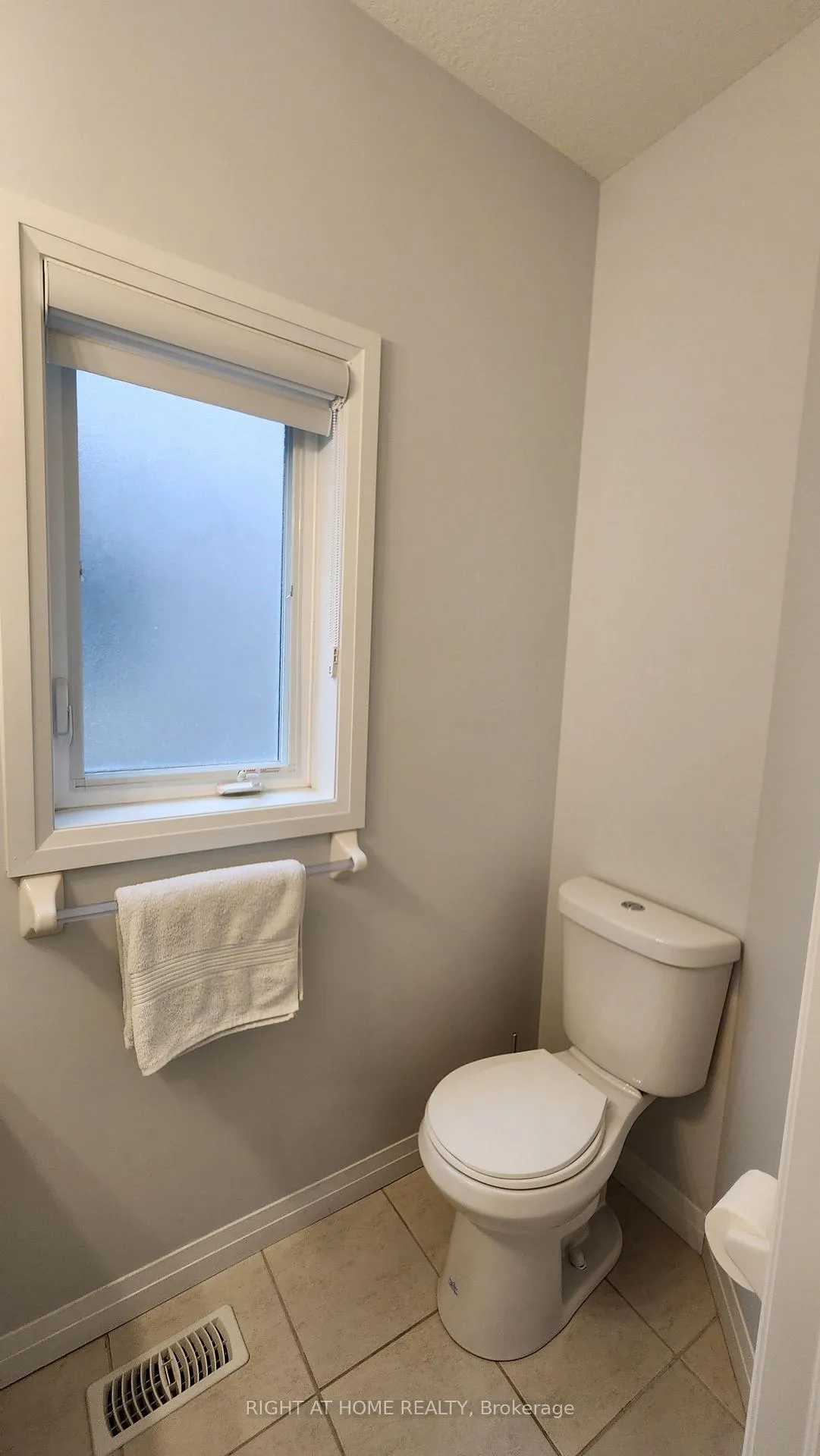 Photo 21 of Unit Main, 229 Tall Grass Crescent, Kitchener, Doon South — HOMEH