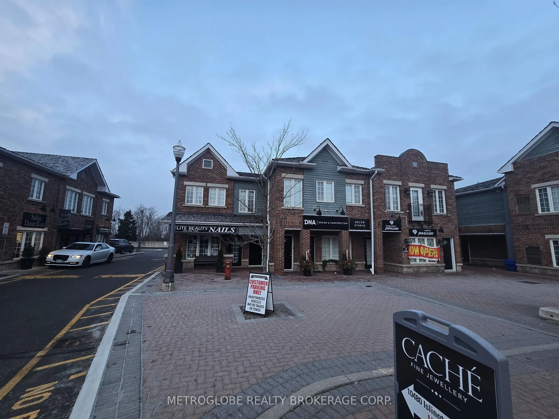 Front of Unit PKG B, 10480 Islington Avenue