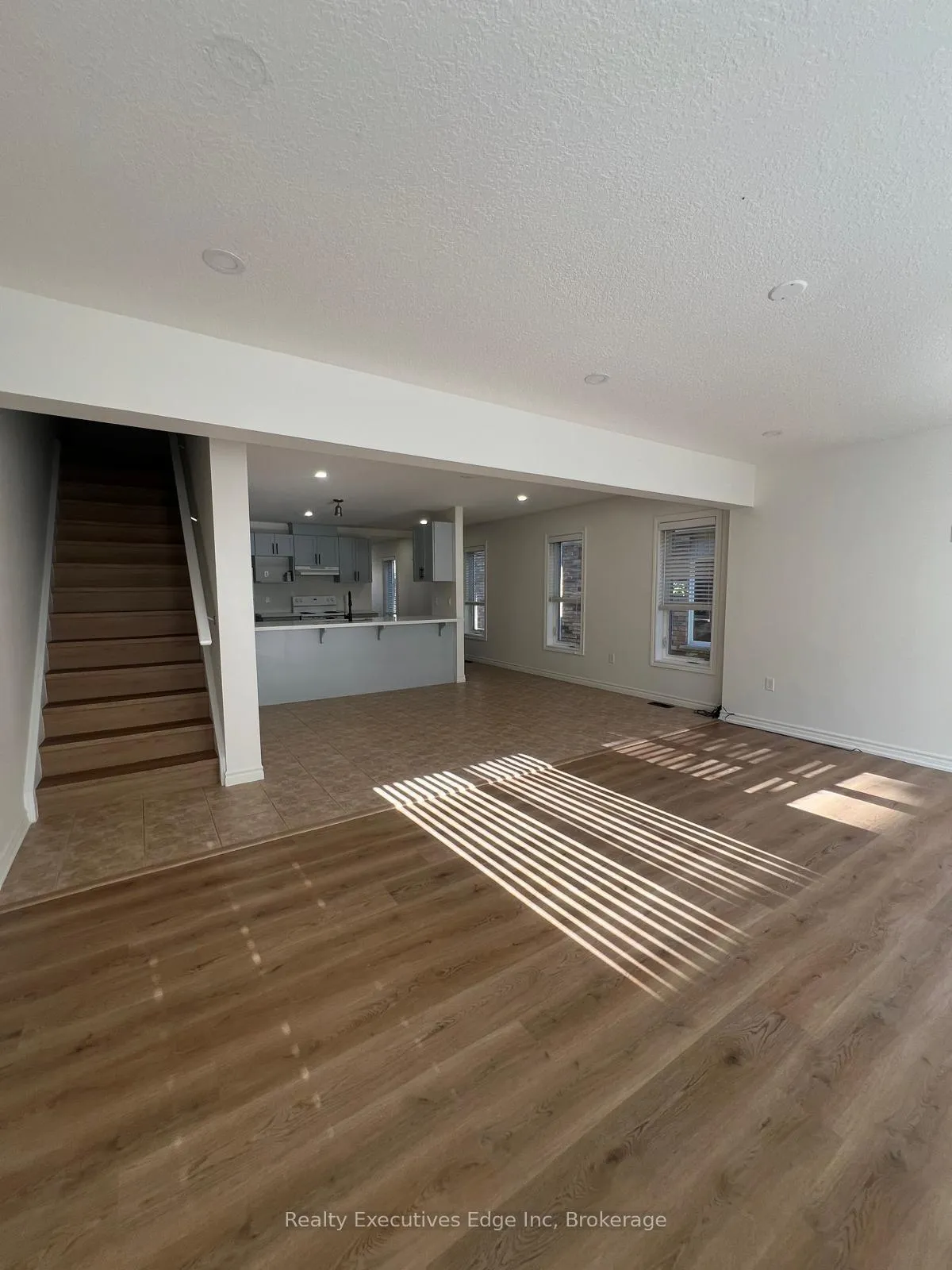 Photo 7 of 87 Mussen Street, Guelph, Victoria North — HOMEH