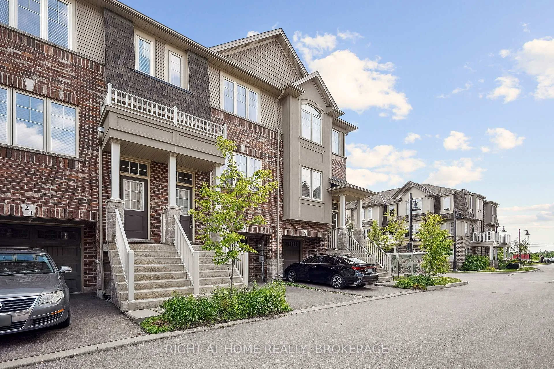Photo 2 of 22 Barley Lane, Hamilton, Meadowlands — HOMEH