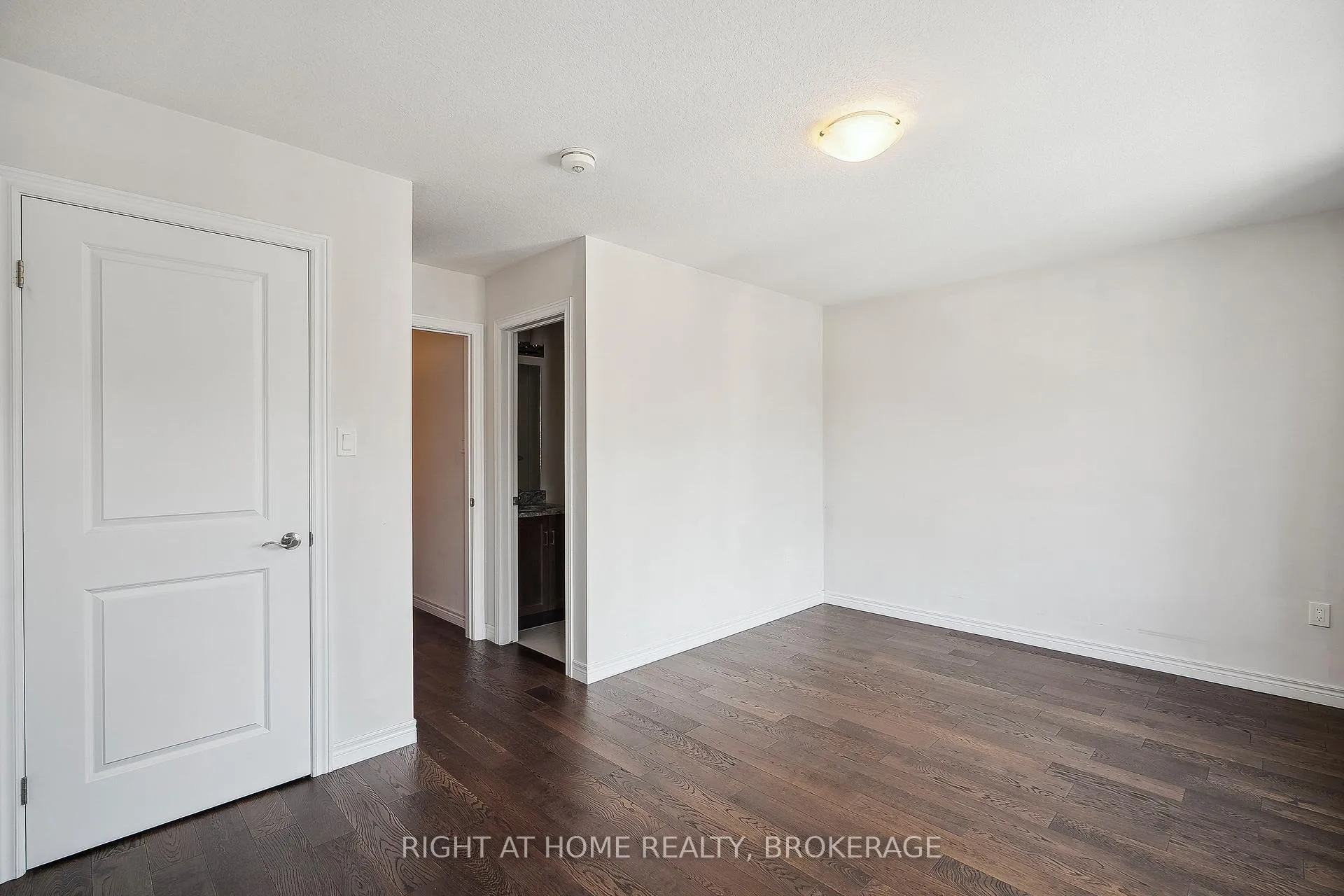 Photo 19 of 22 Barley Lane, Hamilton, Meadowlands — HOMEH