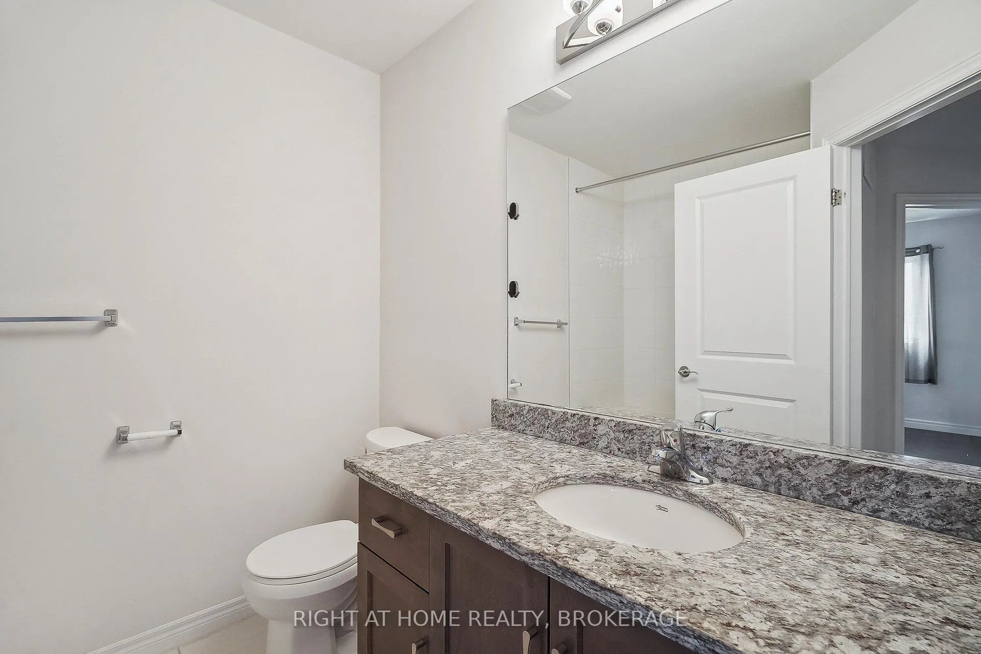 Photo 25 of 22 Barley Lane, Hamilton, Meadowlands — HOMEH