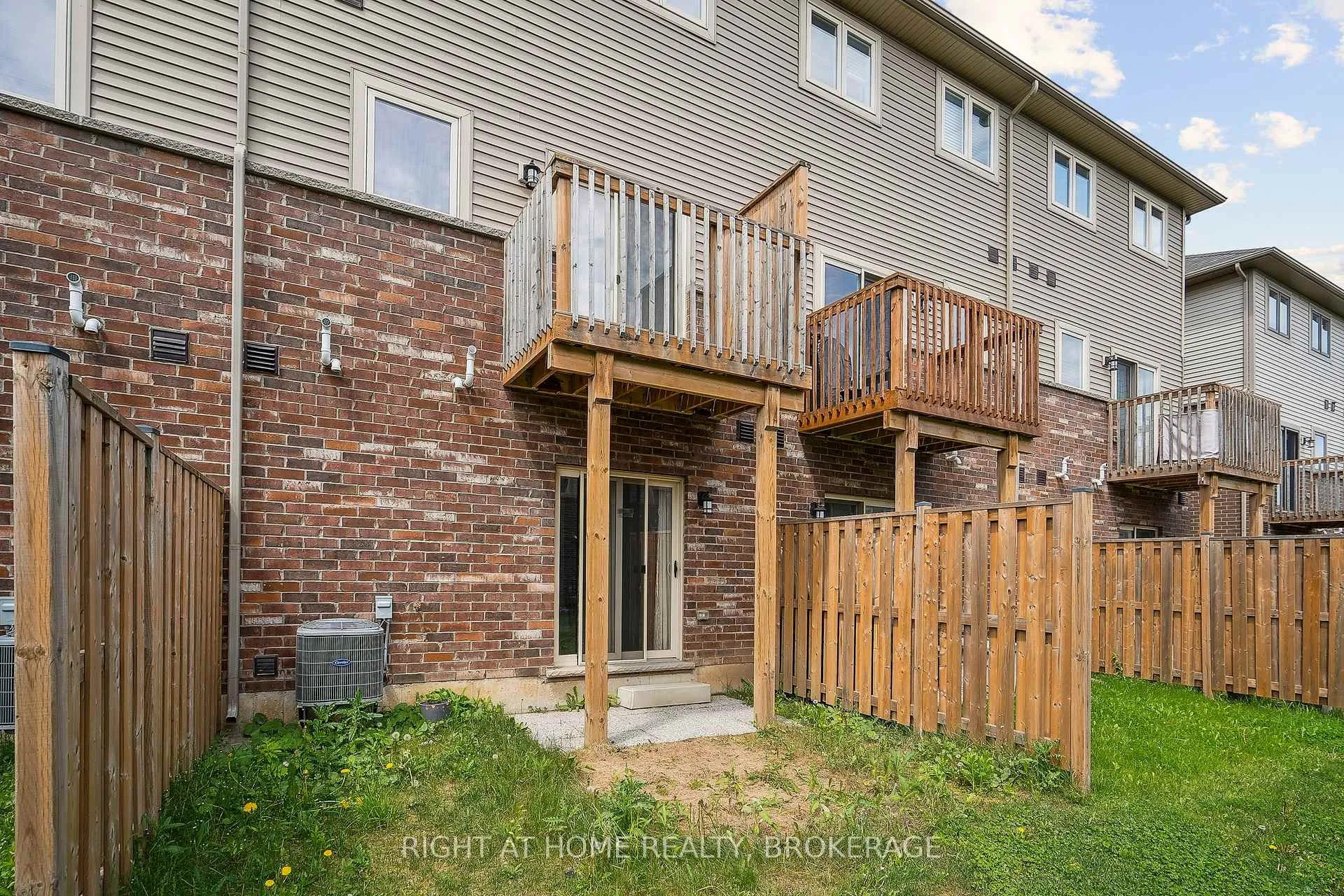 Photo 32 of 22 Barley Lane, Hamilton, Meadowlands — HOMEH