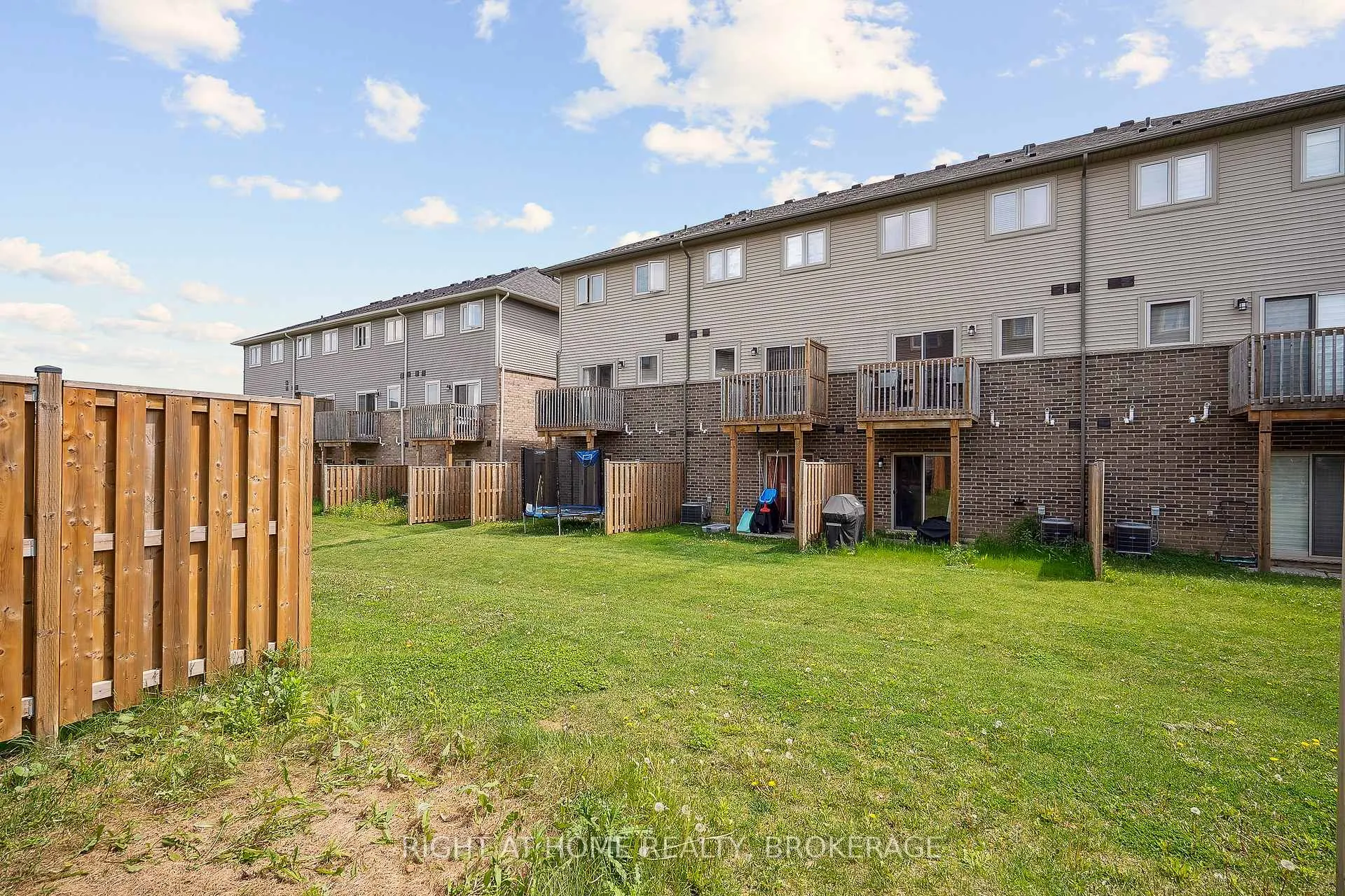 Photo 33 of 22 Barley Lane, Hamilton, Meadowlands — HOMEH