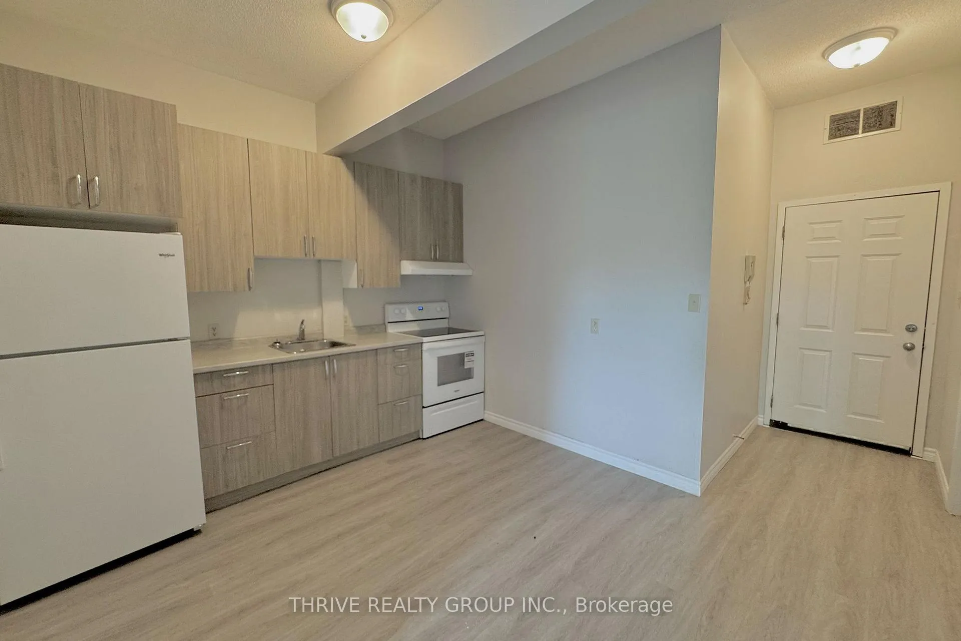 Photo 3 of Unit 9, 156 Main Street, Bluewater, Hay — HOMEH