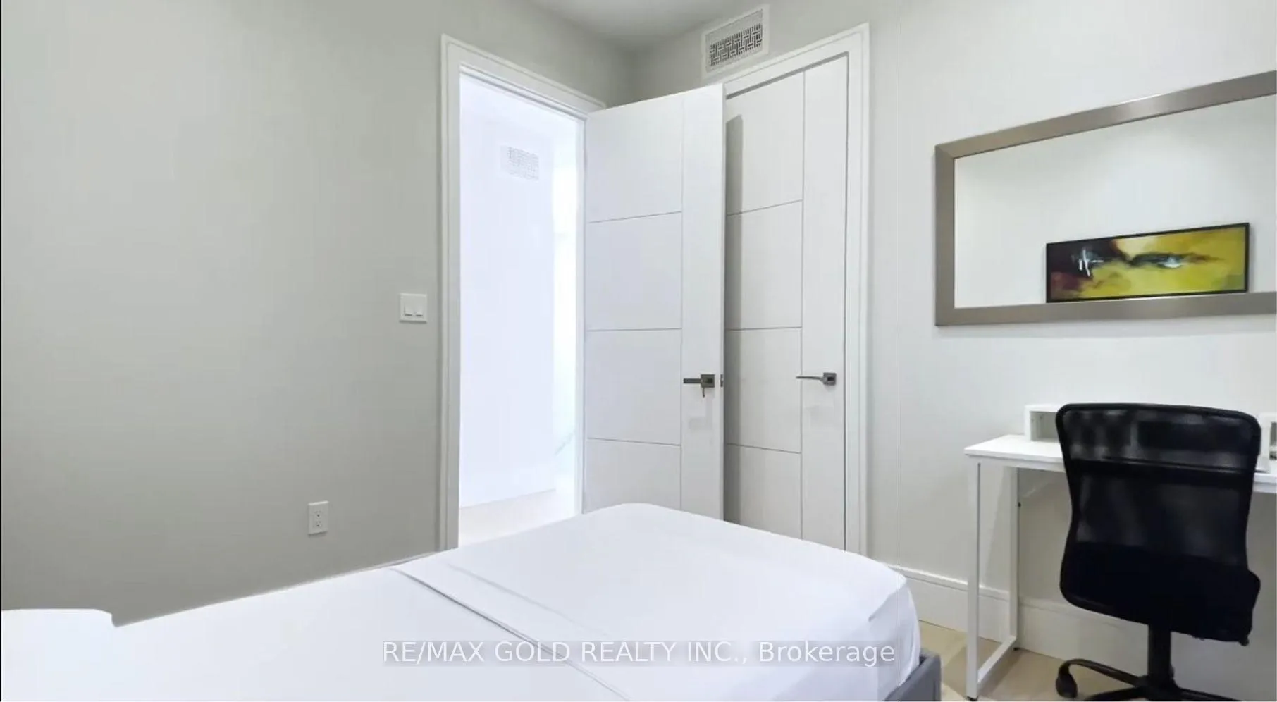 Photo 6 of Unit SM 1, 91 Cadorna Avenue, Toronto, Danforth Village-East York — HOMEH