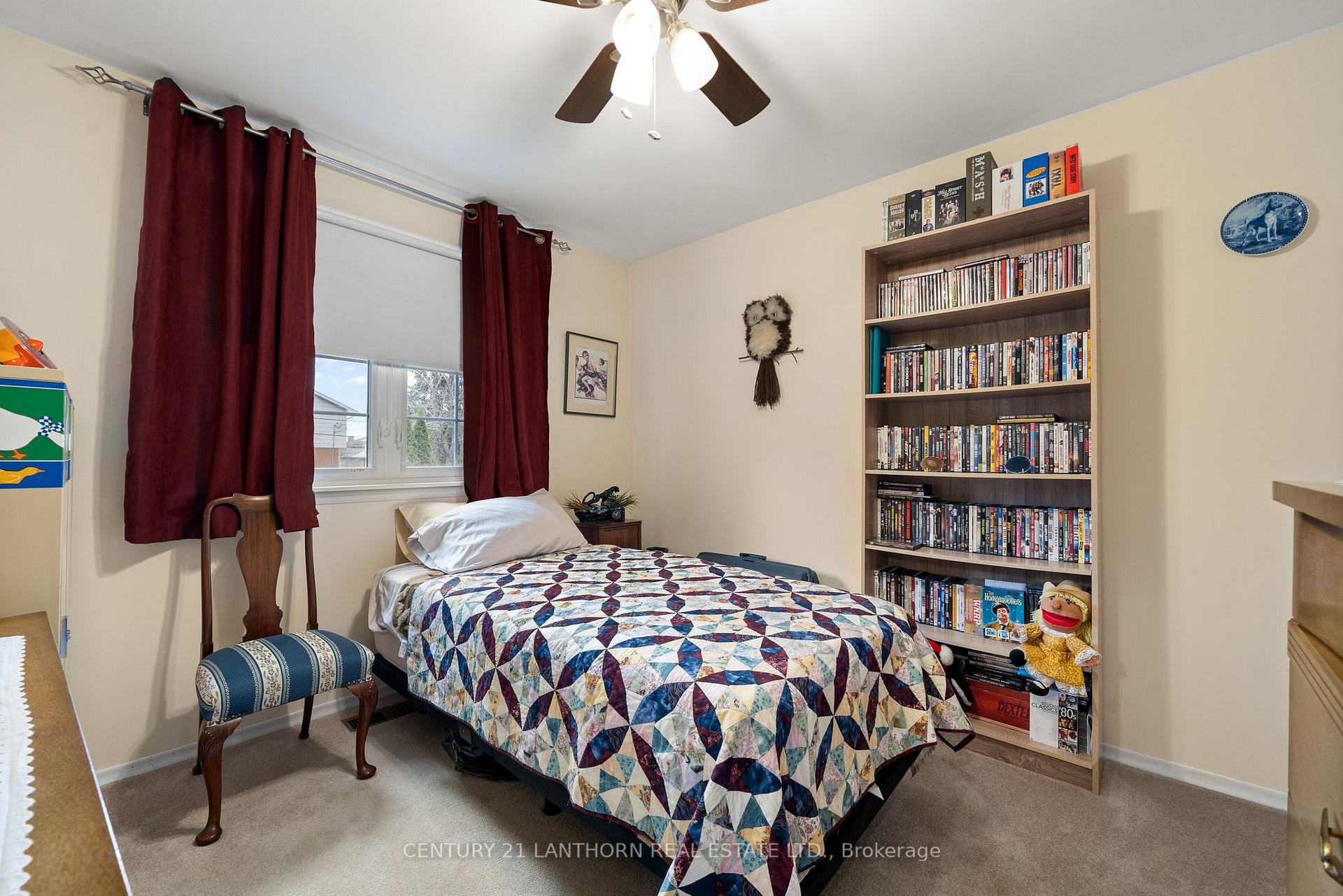 Photo 13 of 4 Hope Crescent, Belleville, Belleville Ward — HOMEH