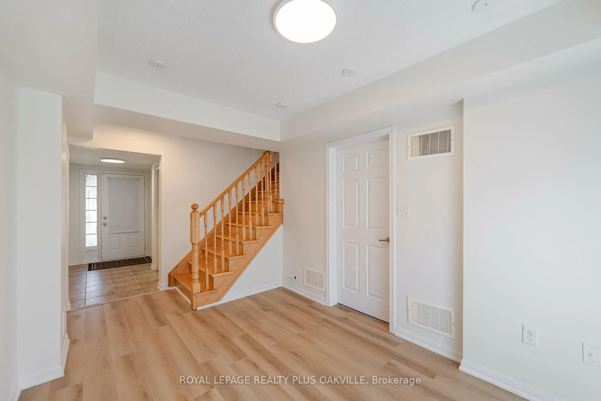 Photo 8 of 57 Bevington Road, Brampton, Northwest Brampton — HOMEH