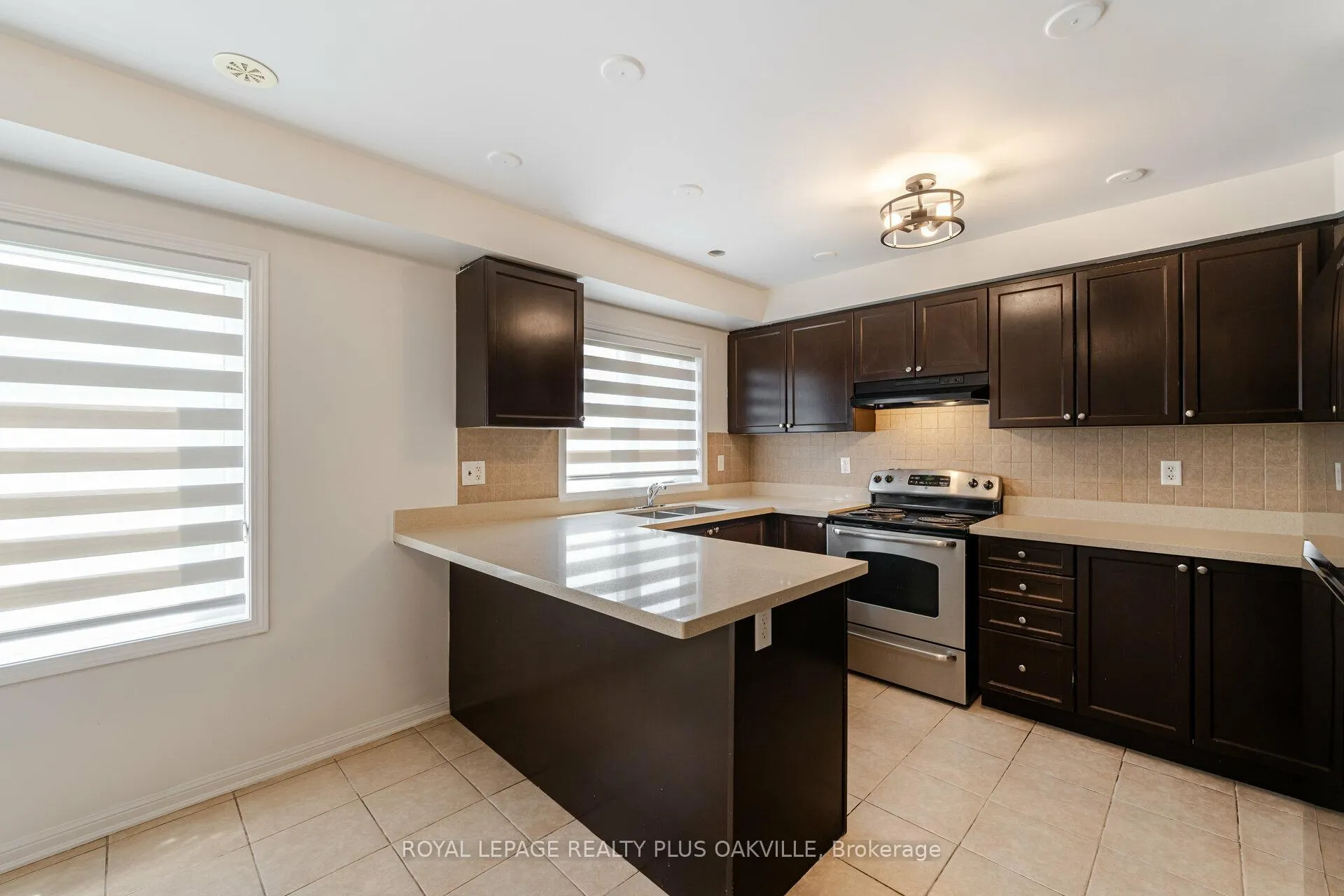 Photo 14 of 57 Bevington Road, Brampton, Northwest Brampton — HOMEH