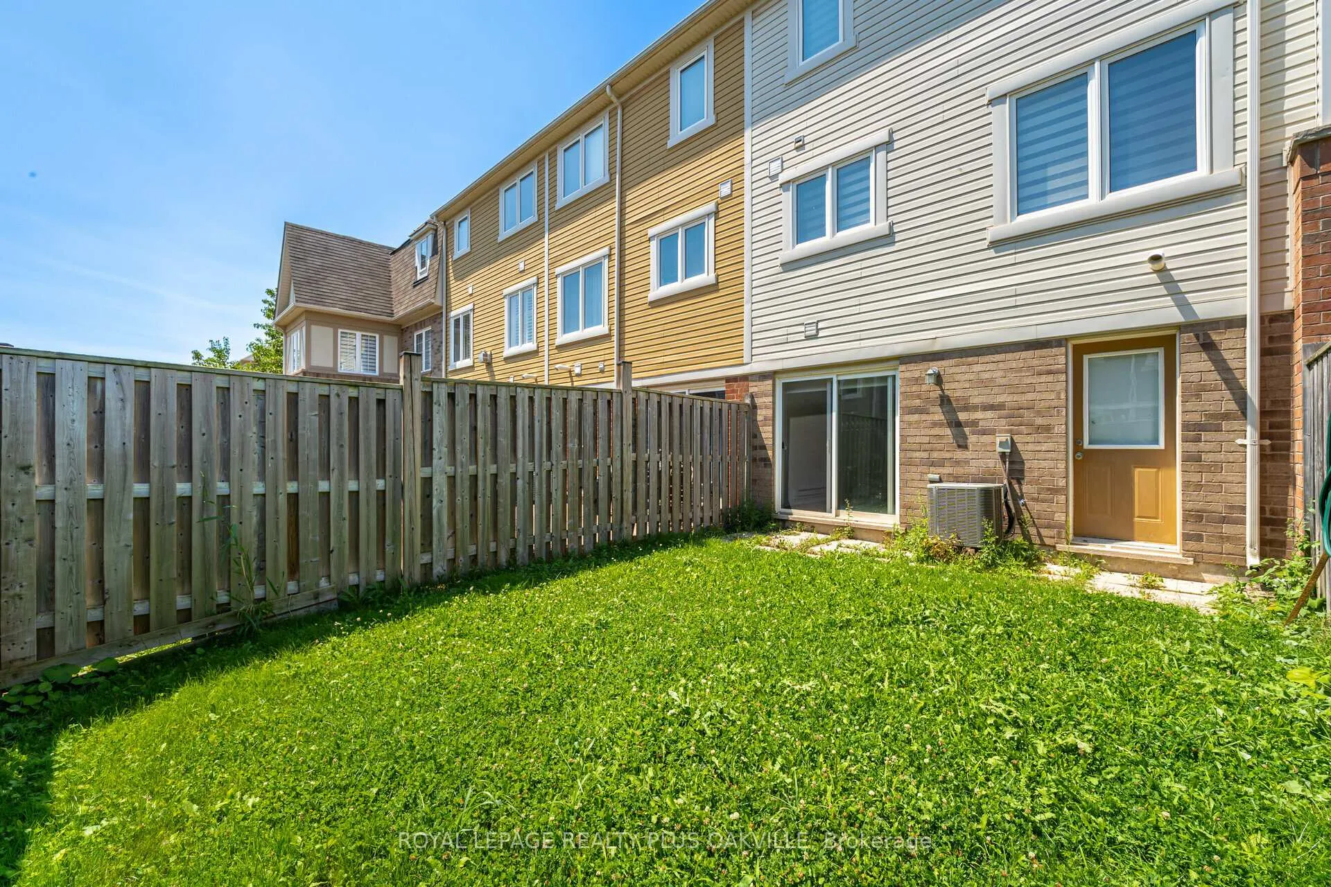 Photo 36 of 57 Bevington Road, Brampton, Northwest Brampton — HOMEH