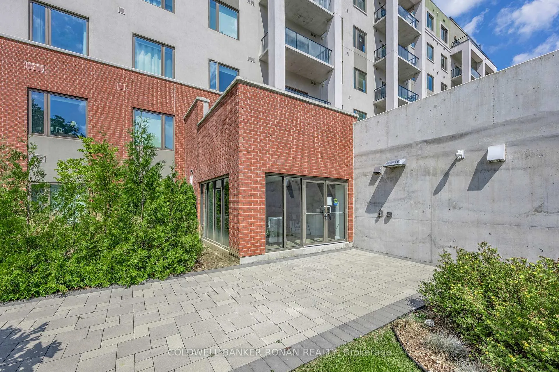 Photo 32 of Unit 609, 64 Queen Street S, New Tecumseth, Tottenham — HOMEH