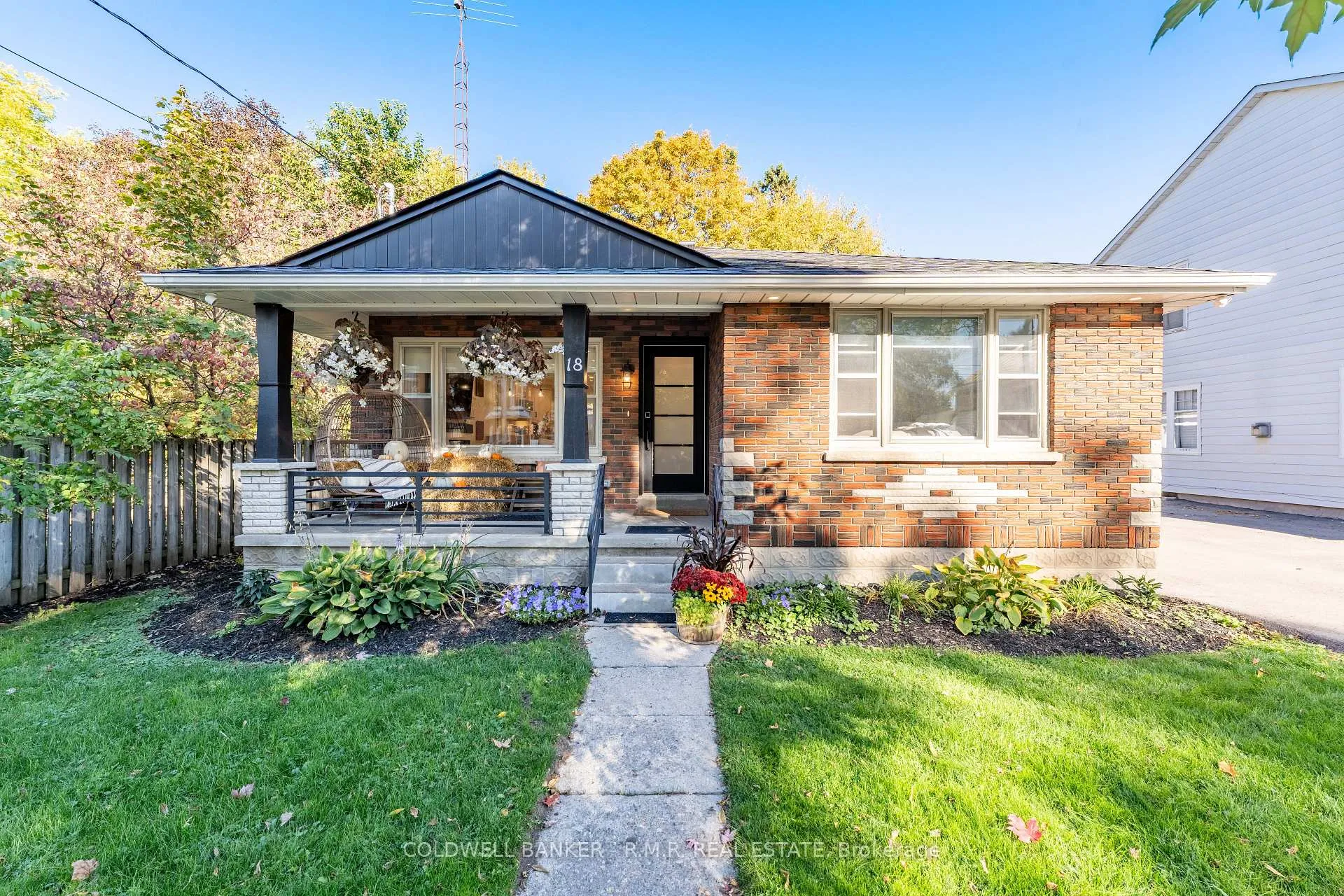 Photo 2 of 18 Centreview Street, Clarington, Orono — HOMEH