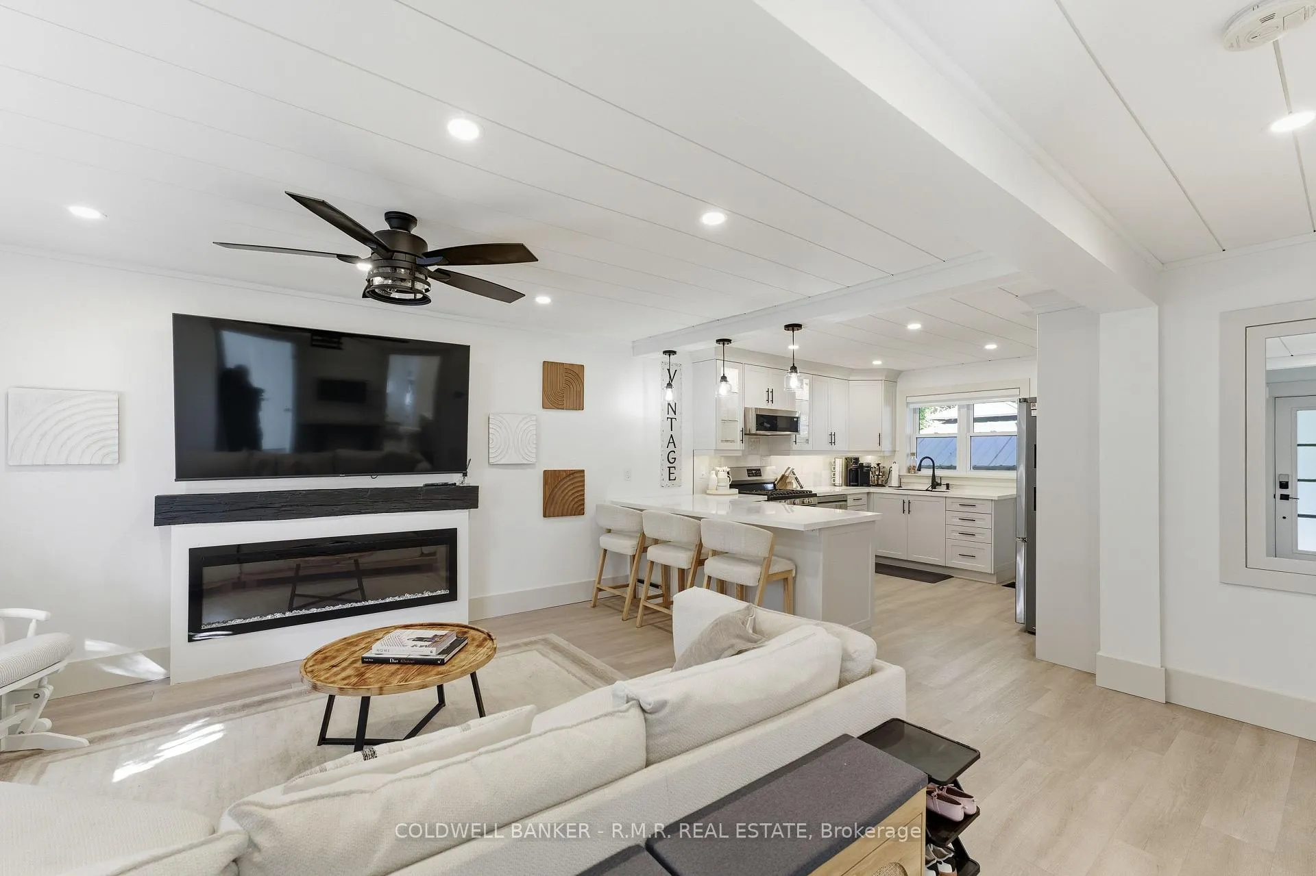 Photo 7 of 18 Centreview Street, Clarington, Orono — HOMEH