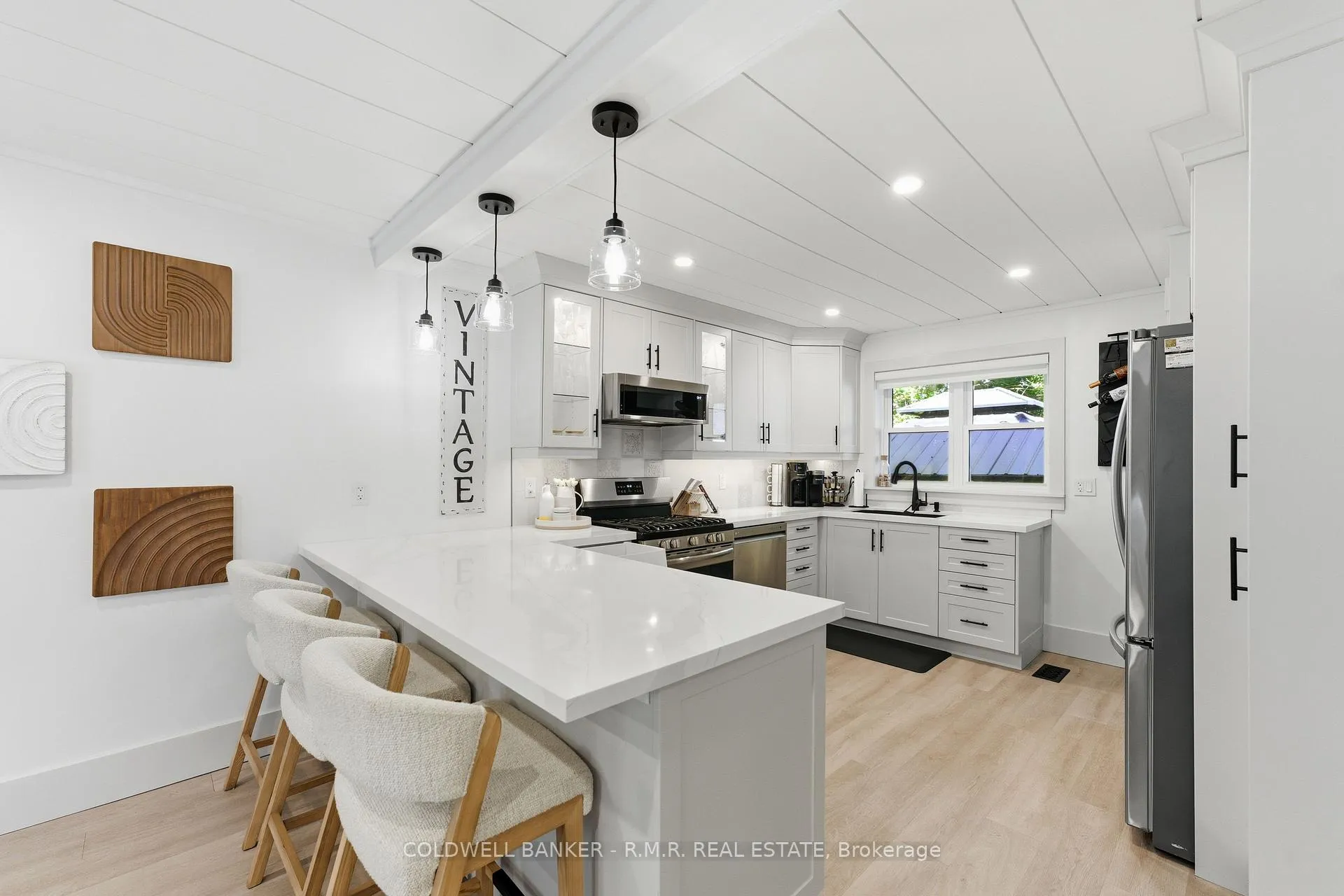 Photo 10 of 18 Centreview Street, Clarington, Orono — HOMEH