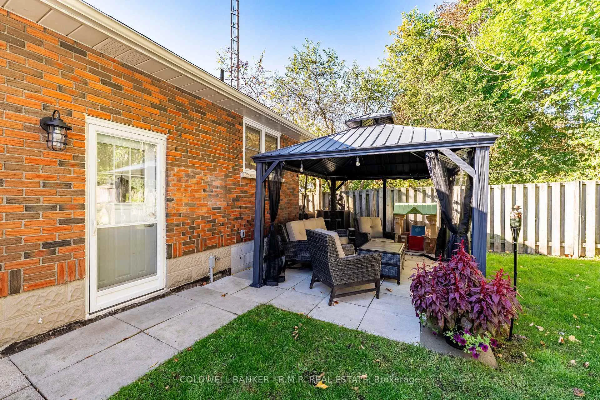 Photo 34 of 18 Centreview Street, Clarington, Orono — HOMEH
