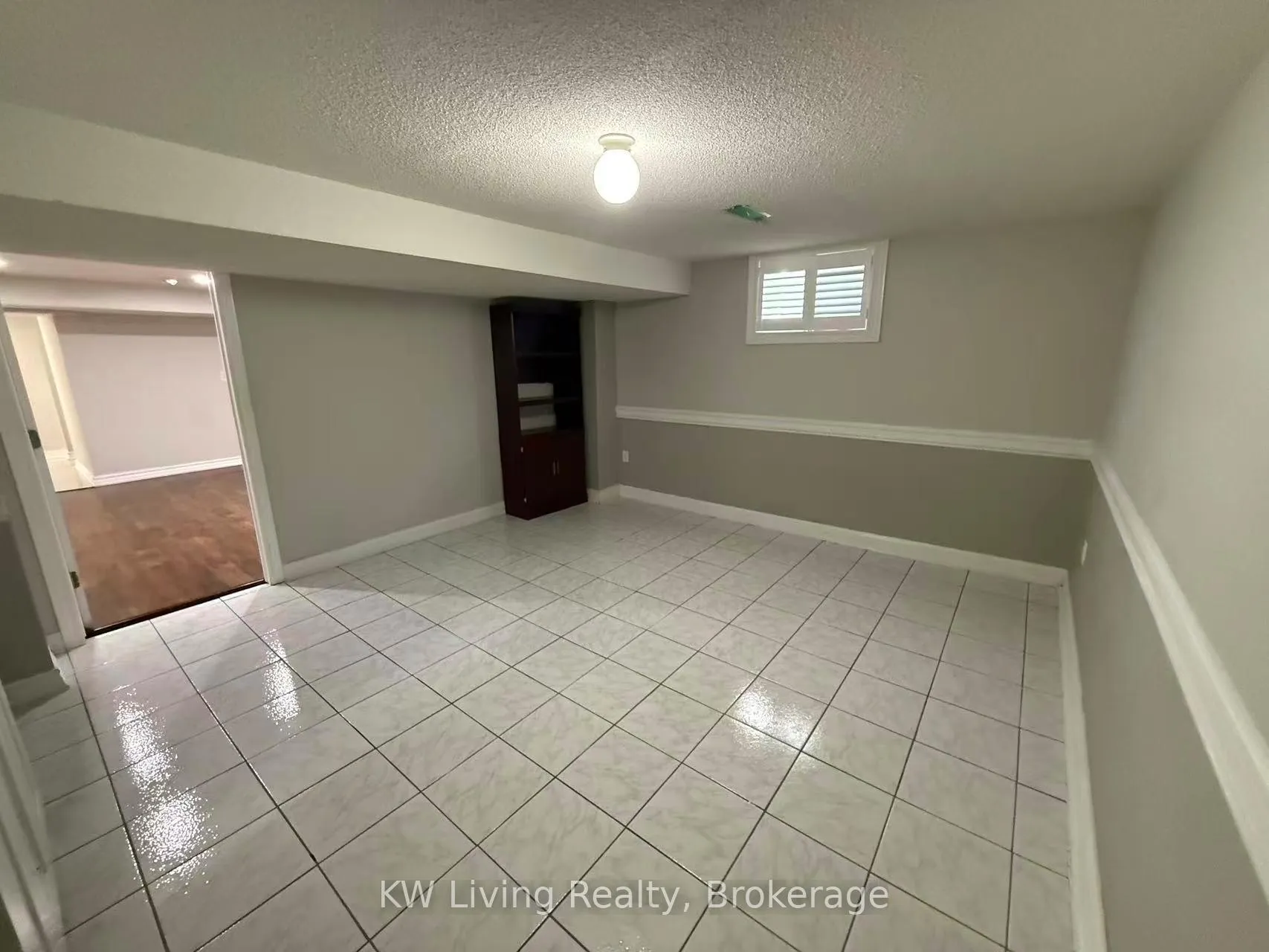 Photo 6 of 119 North Ridge Road, Vaughan, West Woodbridge — HOMEH