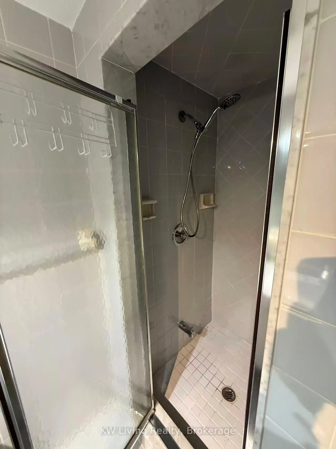 Photo 9 of 119 North Ridge Road, Vaughan, West Woodbridge — HOMEH