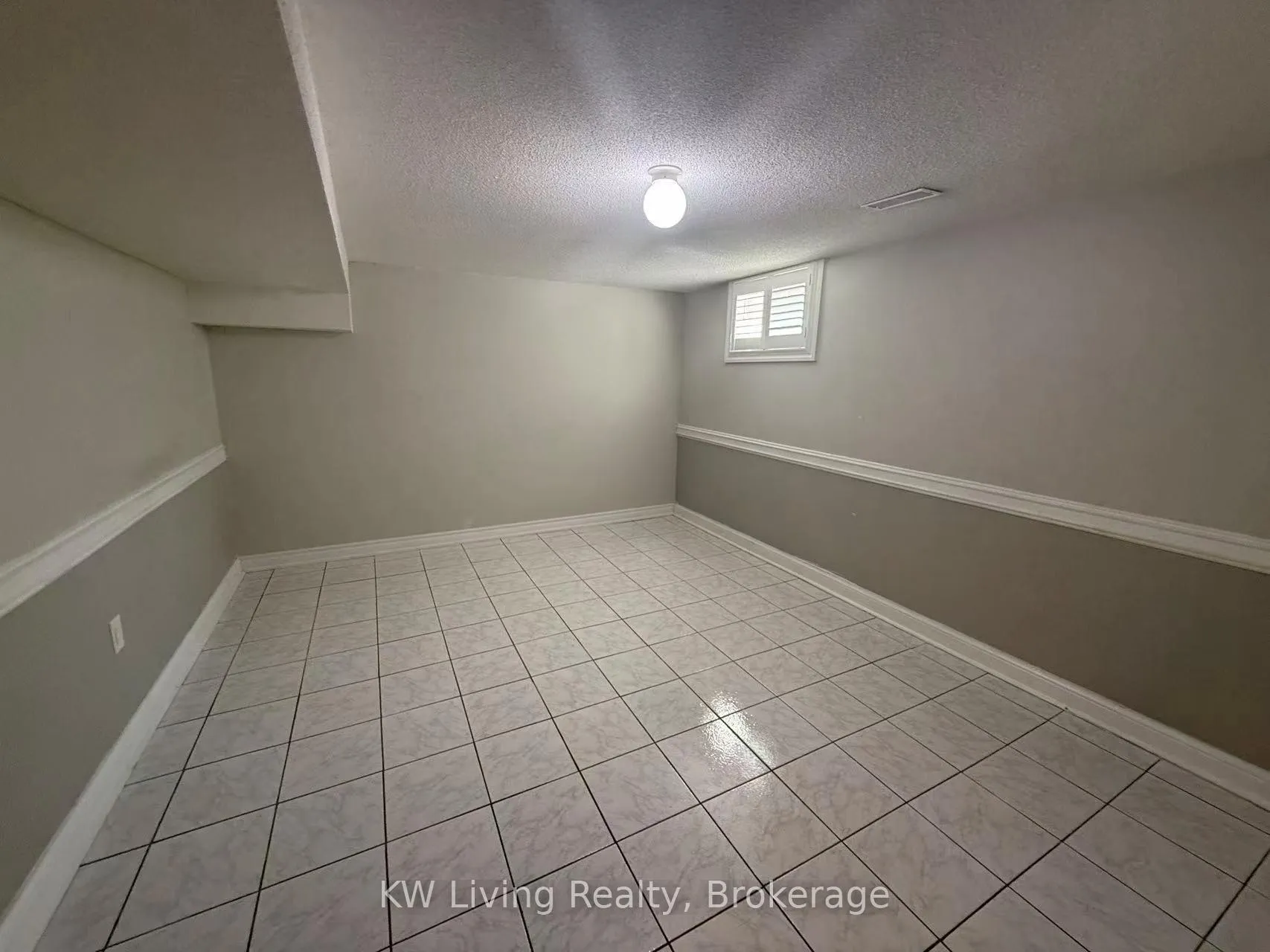 Photo 18 of 119 North Ridge Road, Vaughan, West Woodbridge — HOMEH