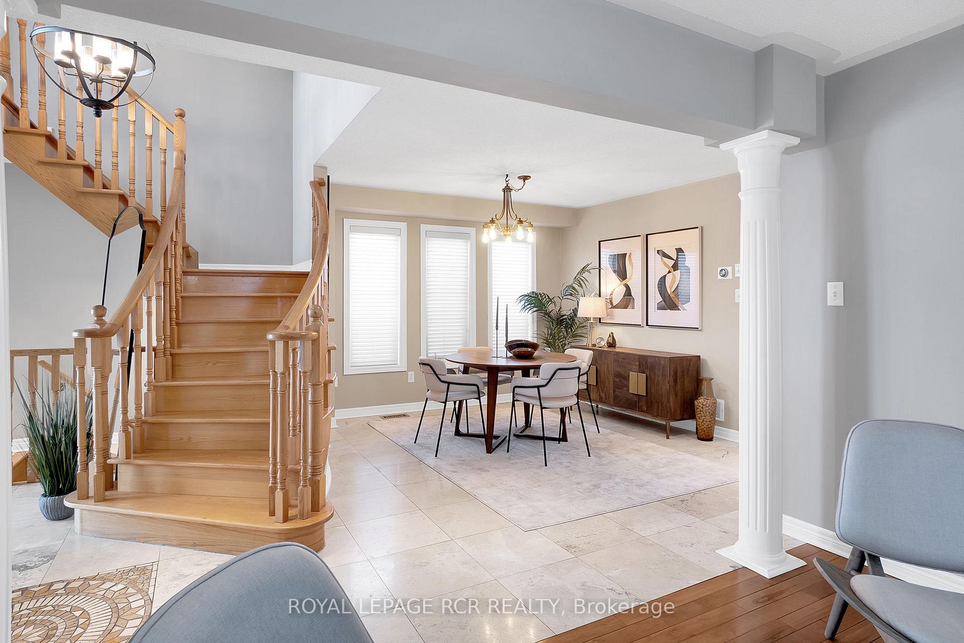Photo 2 of 20 Boltonview Crescent, Caledon, Bolton West — HOMEH