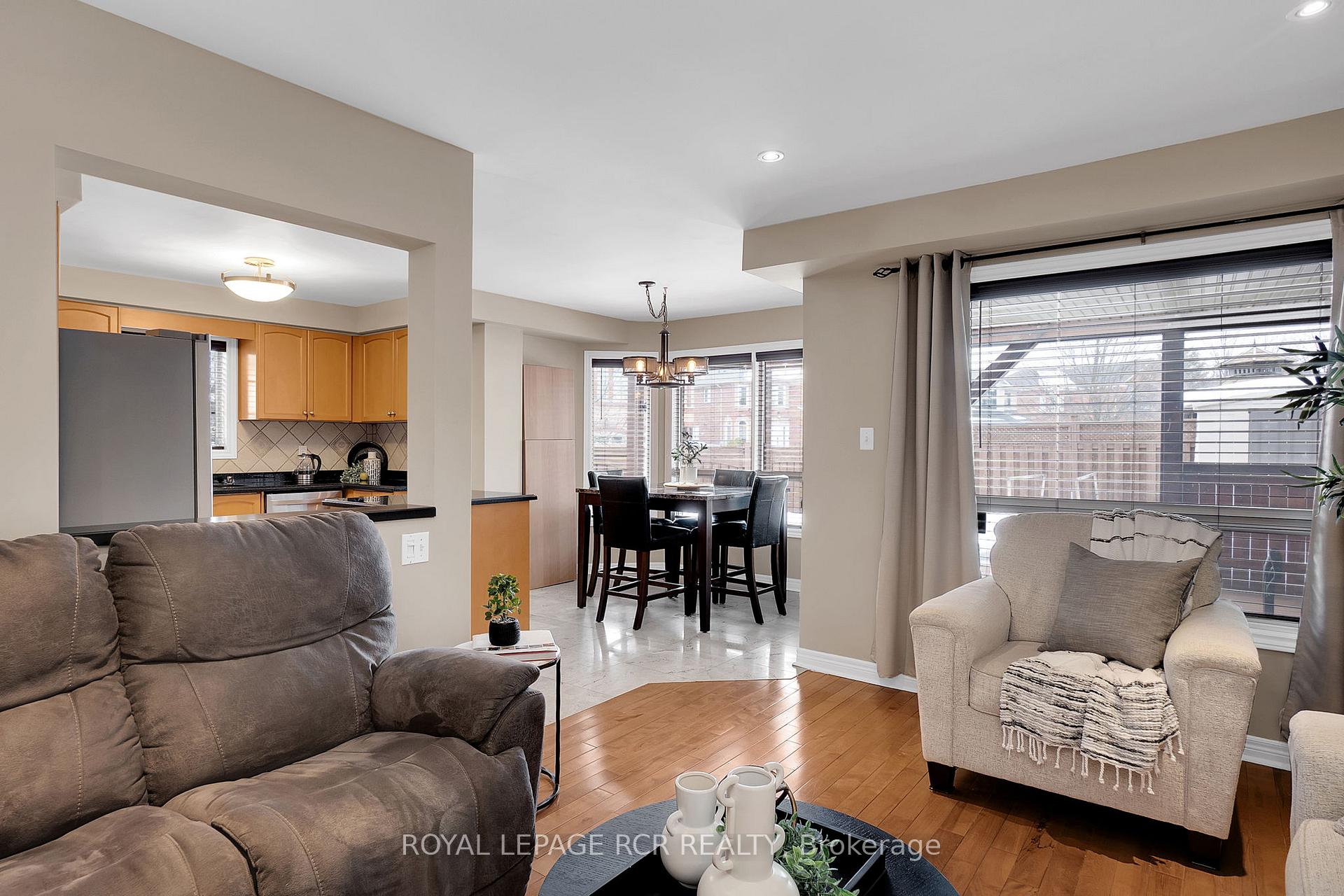 Photo 18 of 20 Boltonview Crescent, Caledon, Bolton West — HOMEH