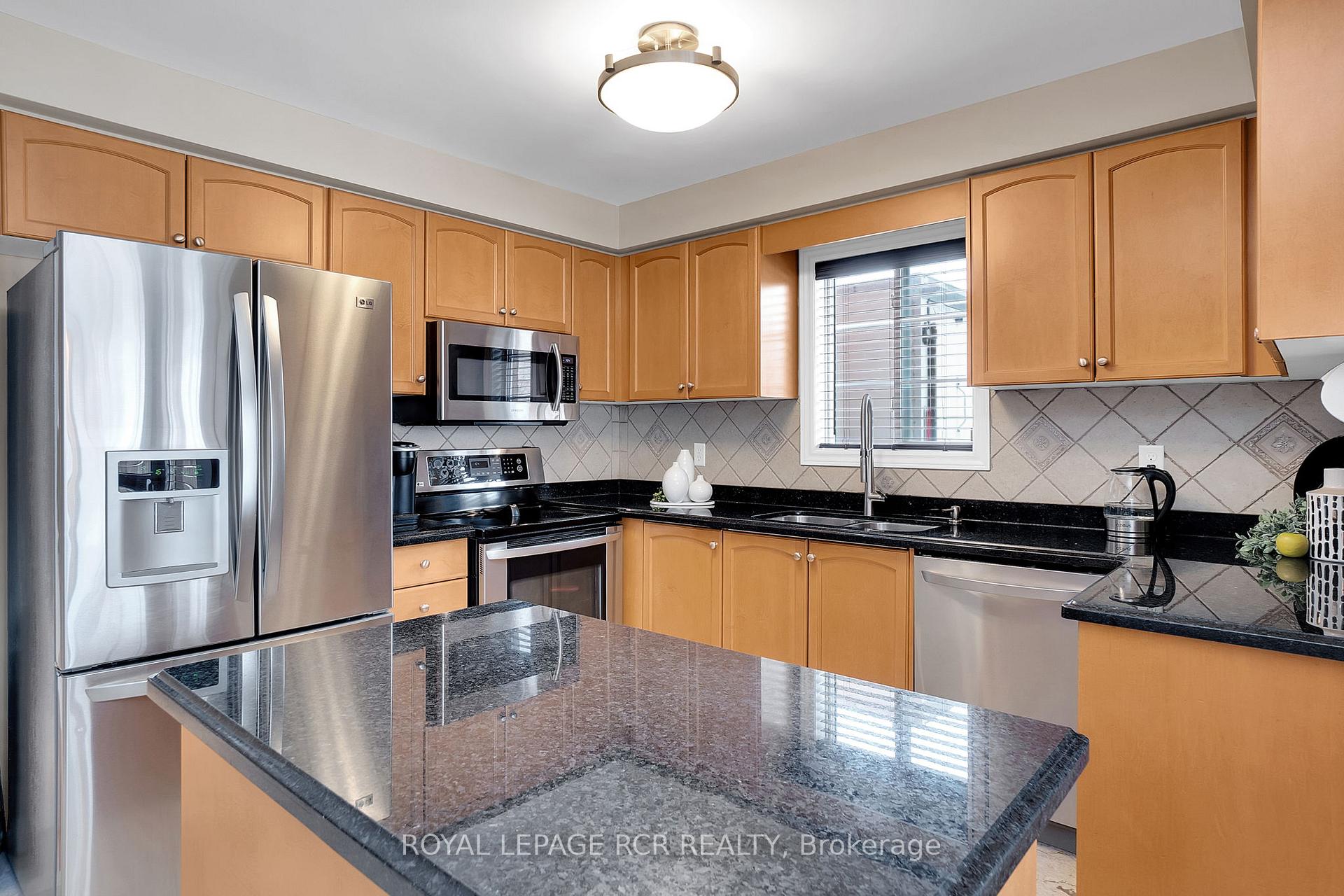 Photo 26 of 20 Boltonview Crescent, Caledon, Bolton West — HOMEH