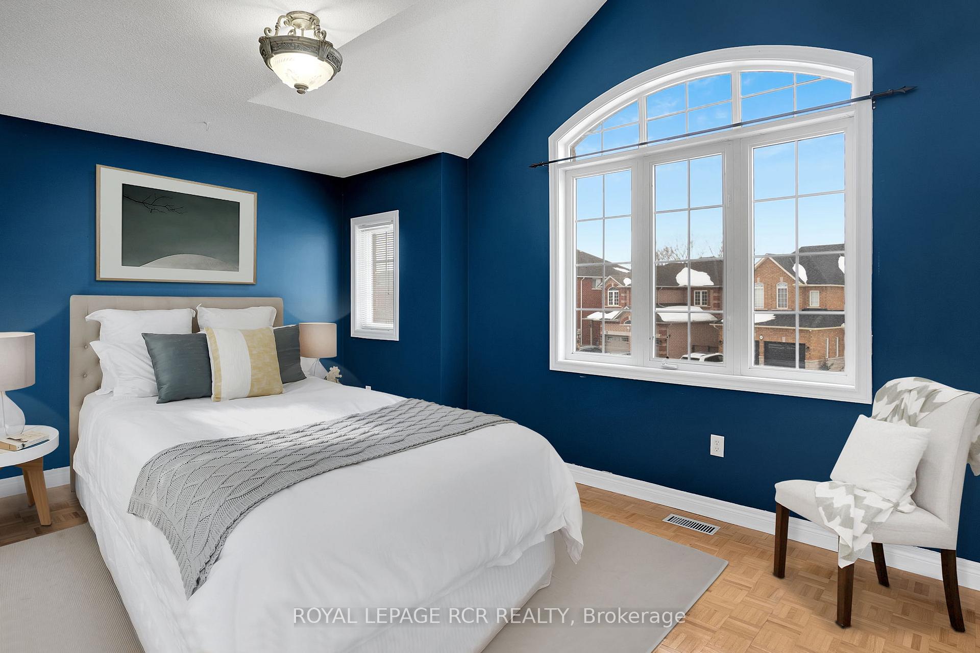 Photo 21 of 20 Boltonview Crescent, Caledon, Bolton West — HOMEH